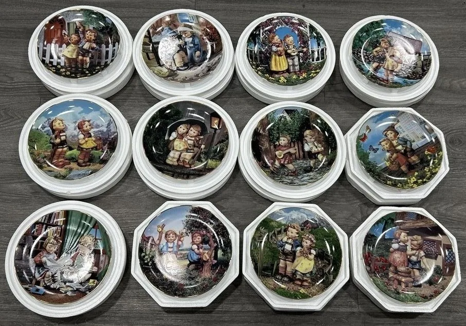 Lot of 12 Hummel Collector Plates – Danbury “Little Companions” thumbnail