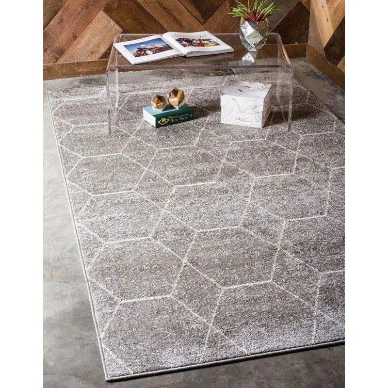 New 4' x 6' Area Rug thumbnail