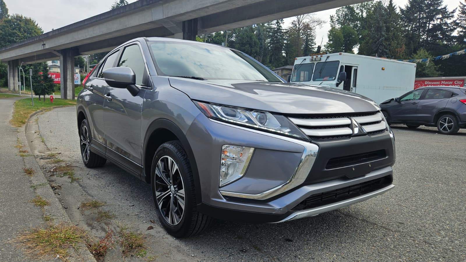 2020 Mitsubishi Eclipse Cross AWD, Clean Title - photo 4