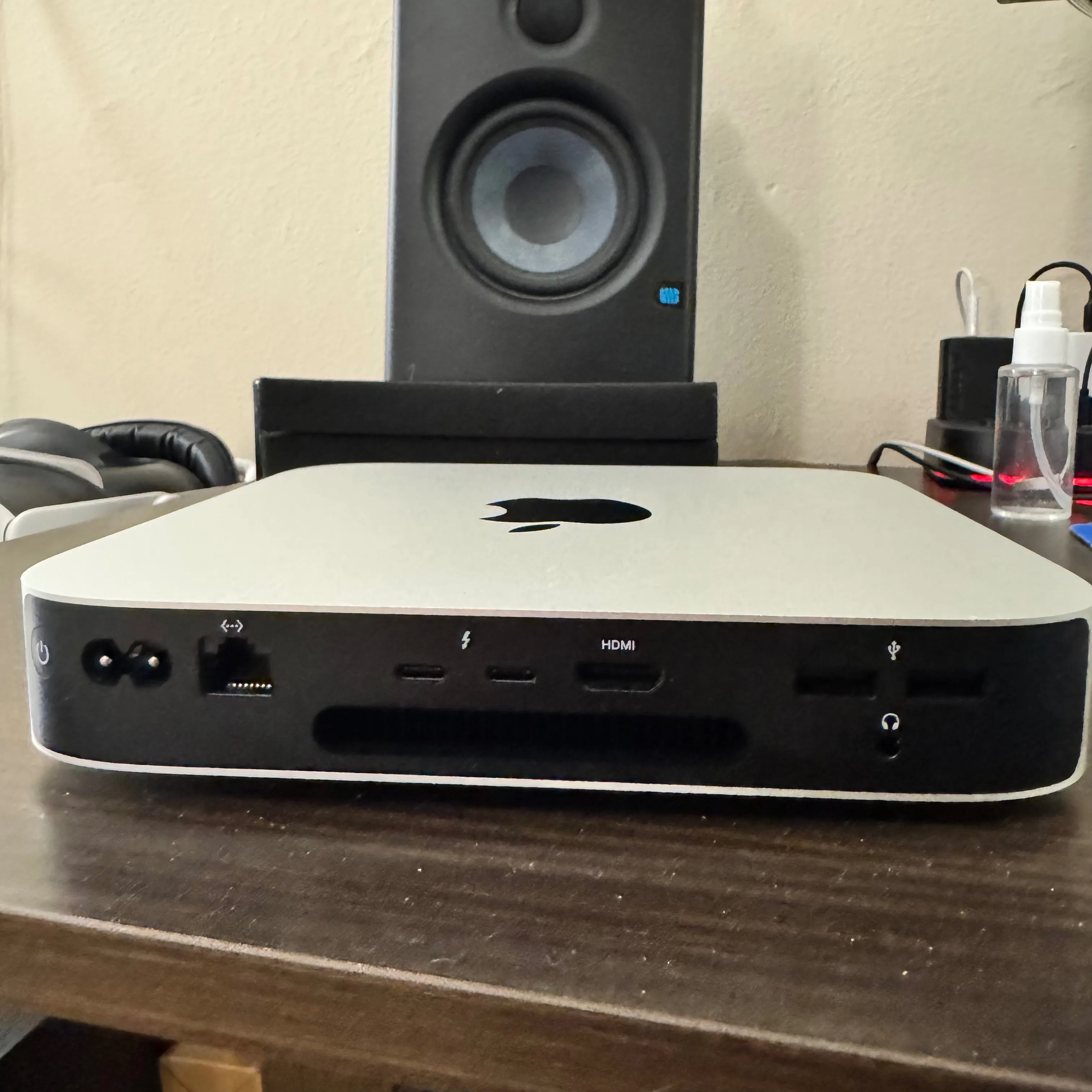 Mac Mni M2 (2023) 16GB/512GB image indicator(5)