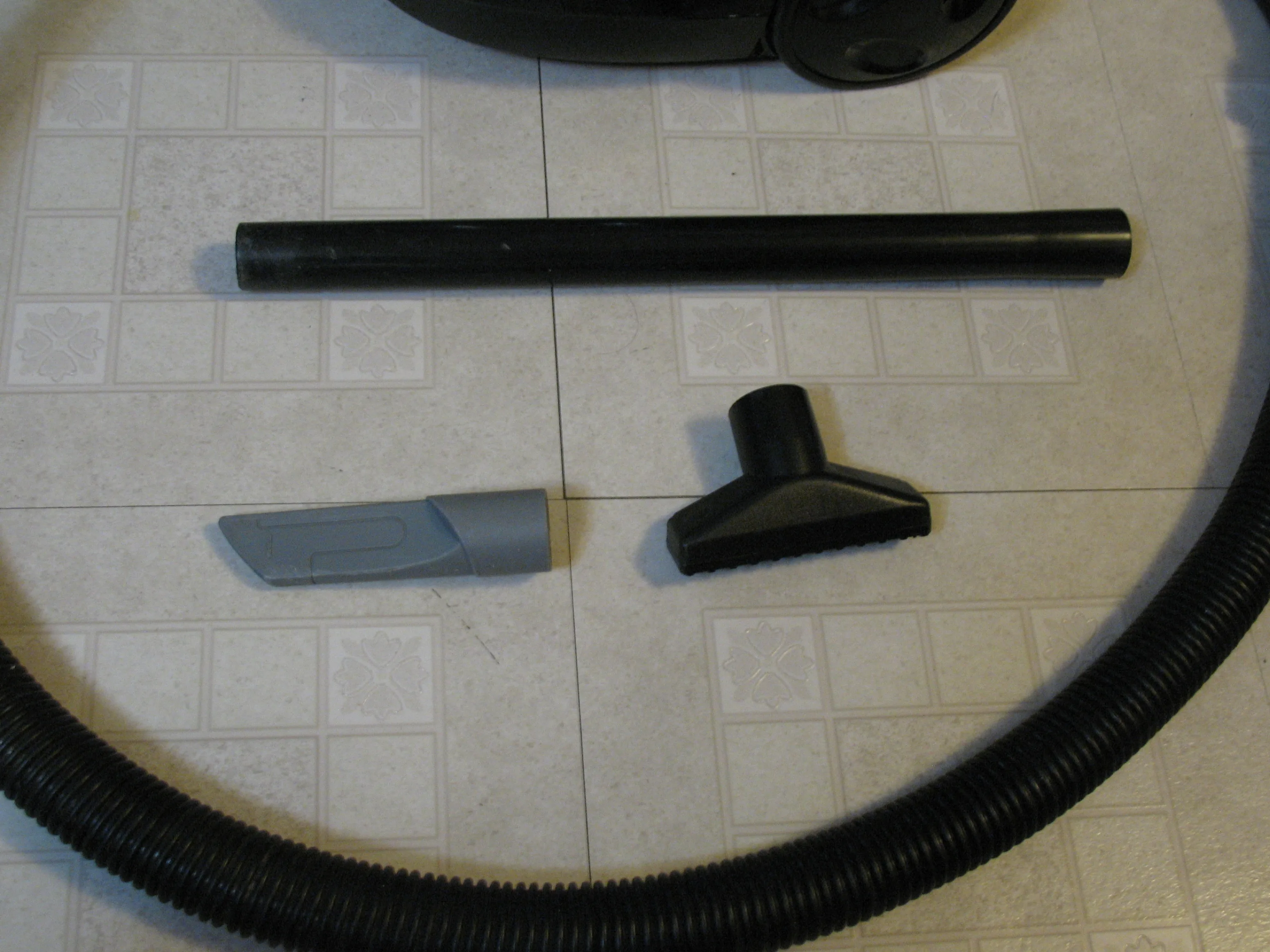 BISSELL Compact Canister Vacuum Cleaner image indicator(5)