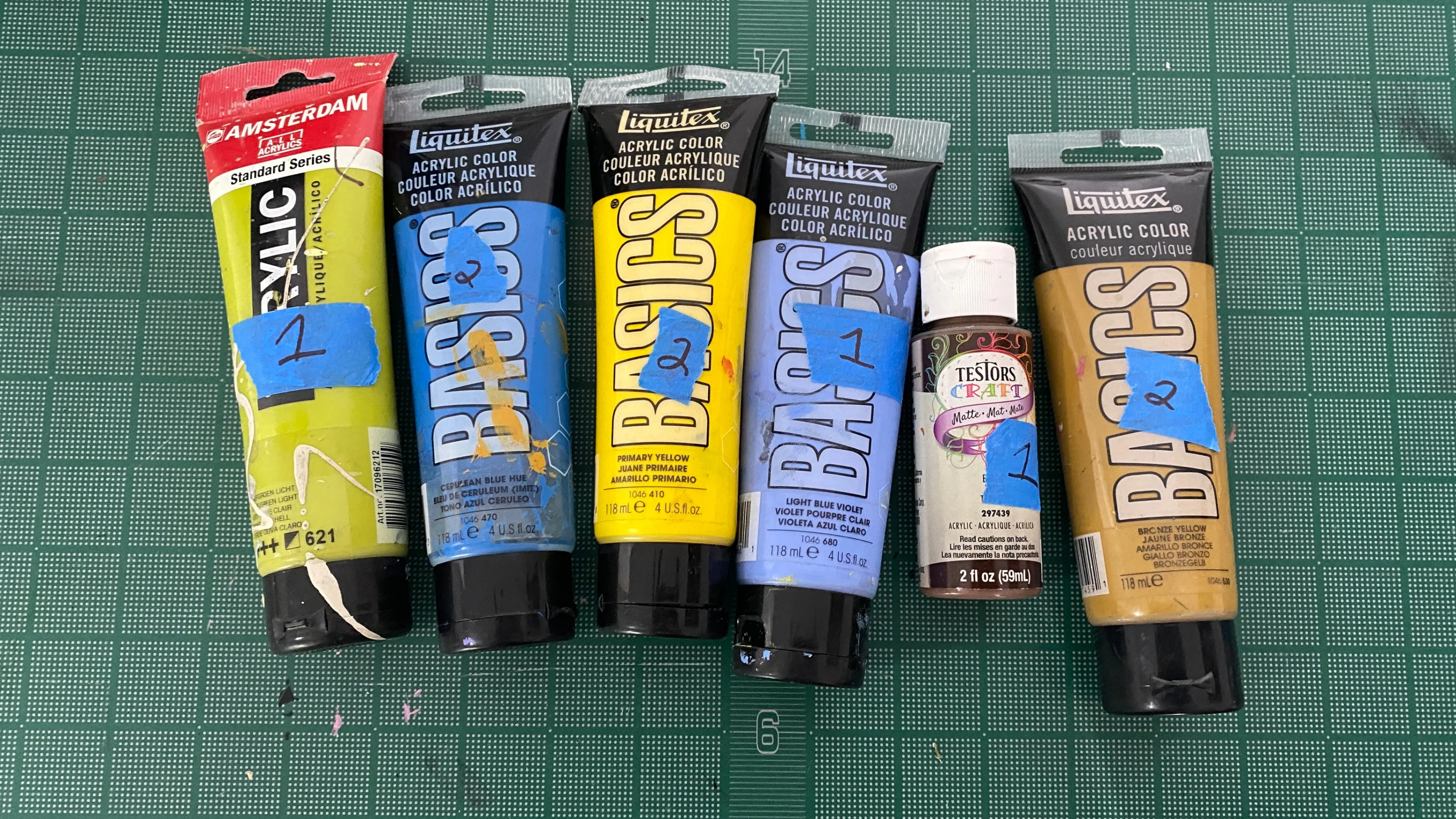 Acrylic paint - 8 tubes thumbnail