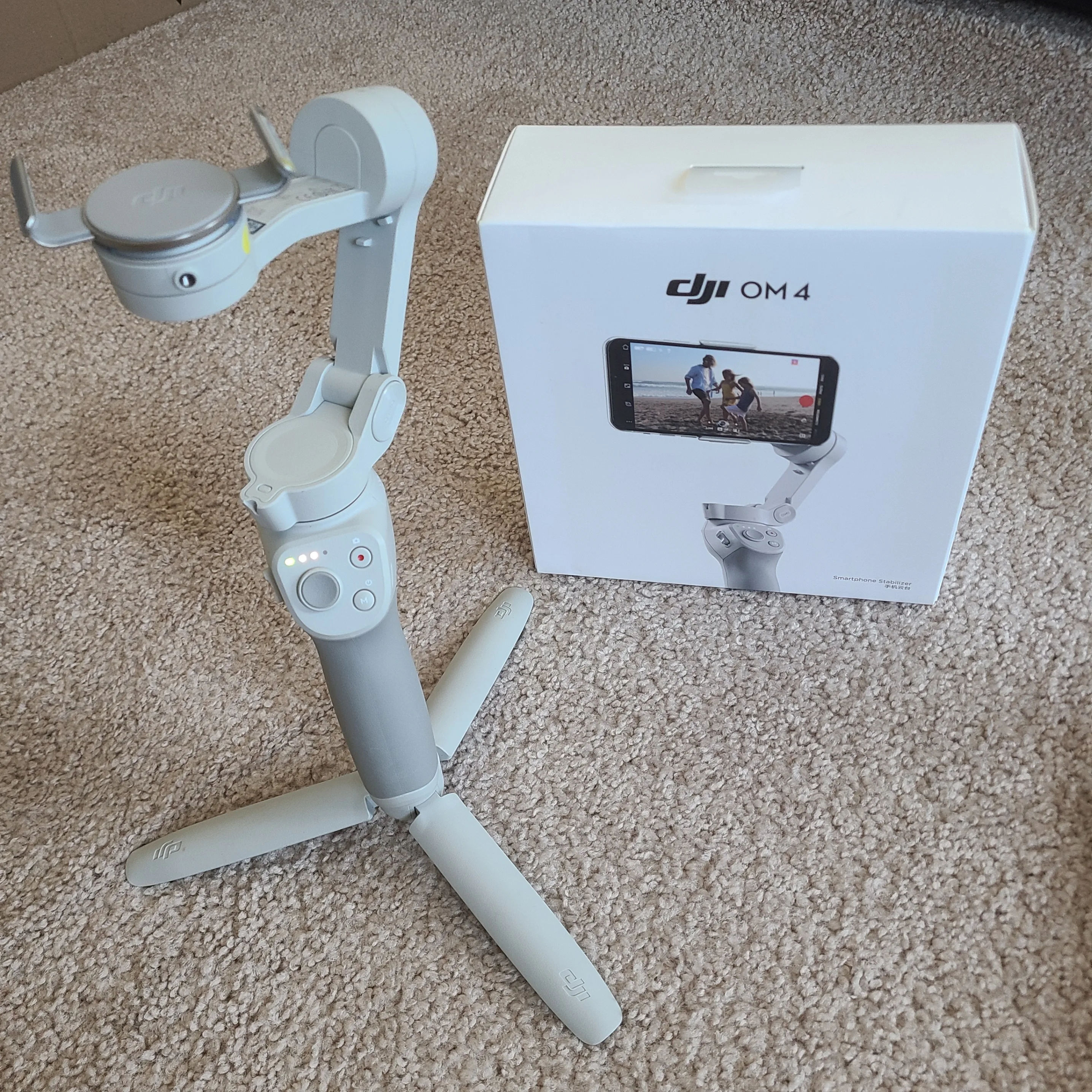 DJI Osmo Mobile 4 Gimbal & Action Camera Adapter image indicator(5)