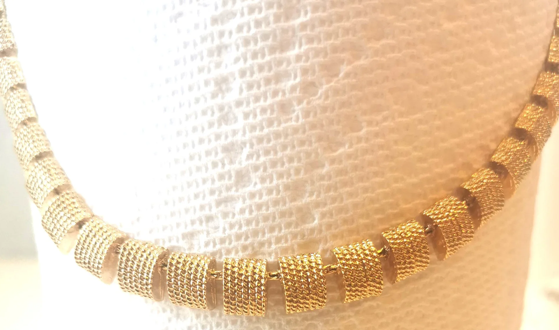 Napier Goldtone Necklace / Small Squares Linked Vintage image indicator(5)