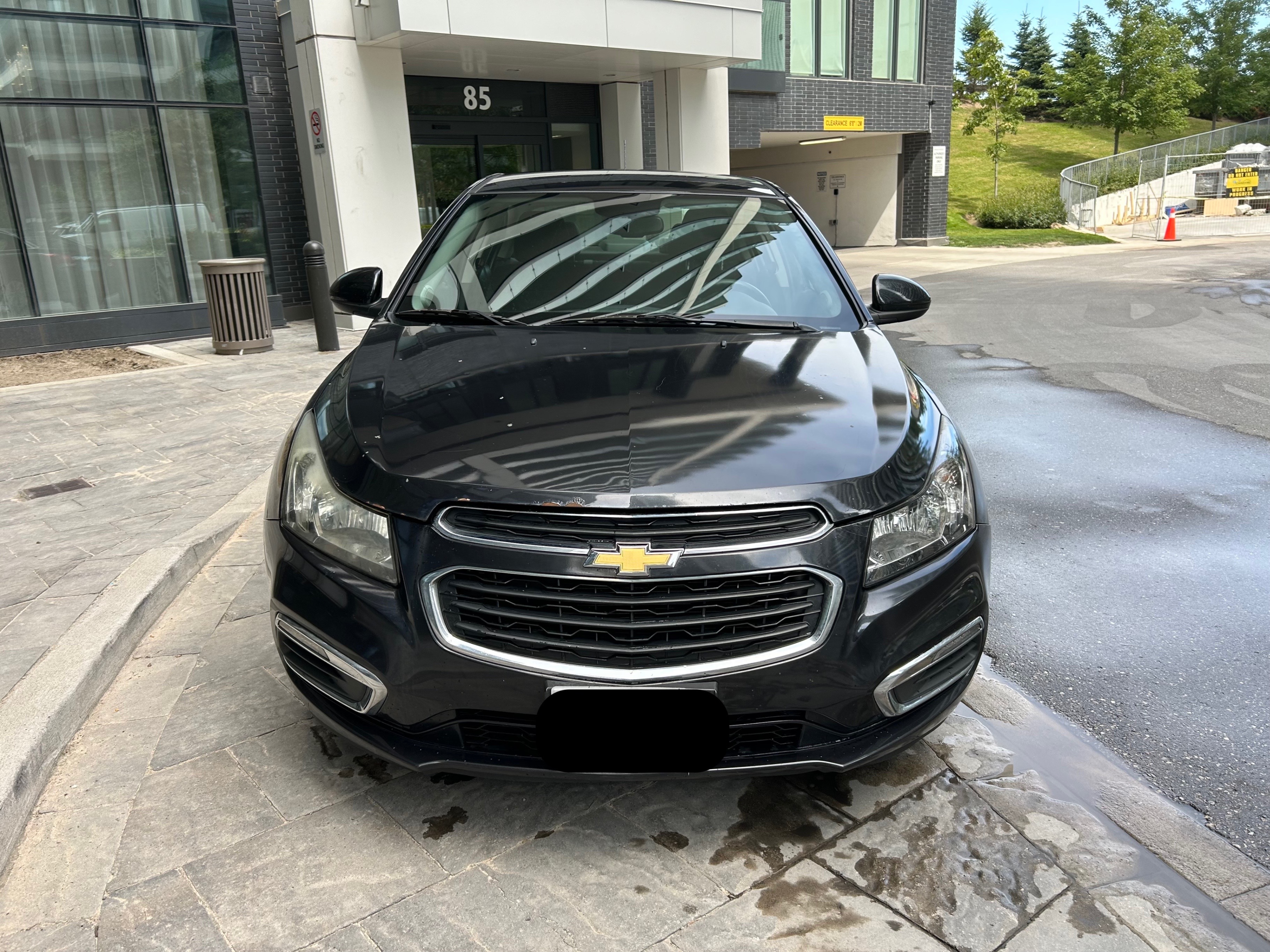 2015 Chevrolet Cruze (81,000 KMs)