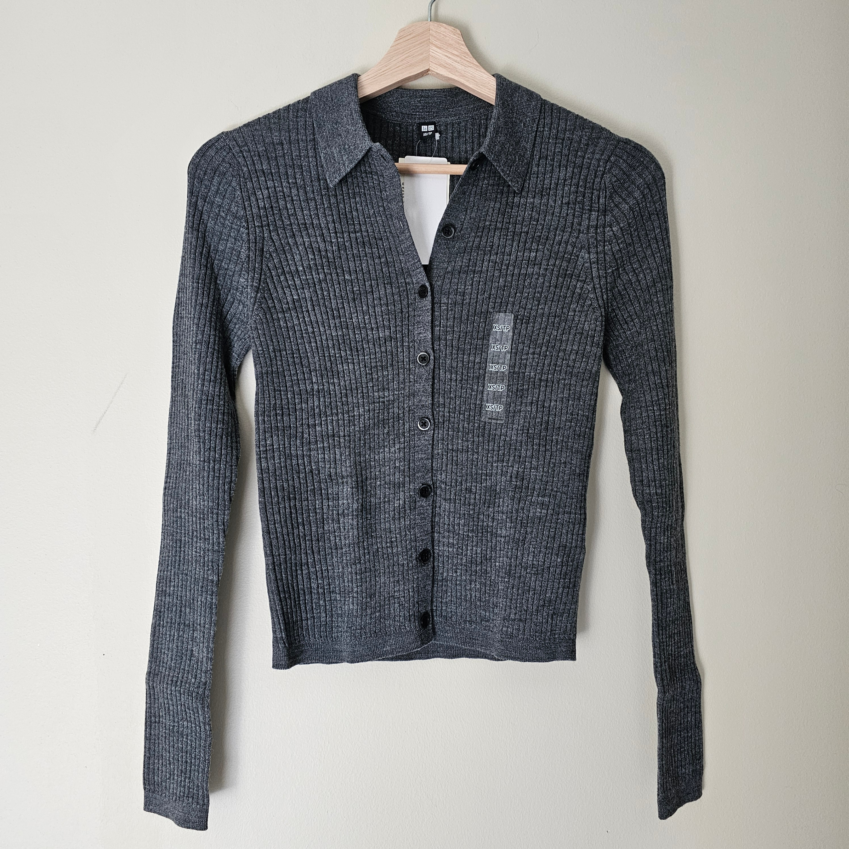 NWT Uniqlo Merino Wool Ribbed Polo Cardigan - Gray - Sz XS - photo 2
