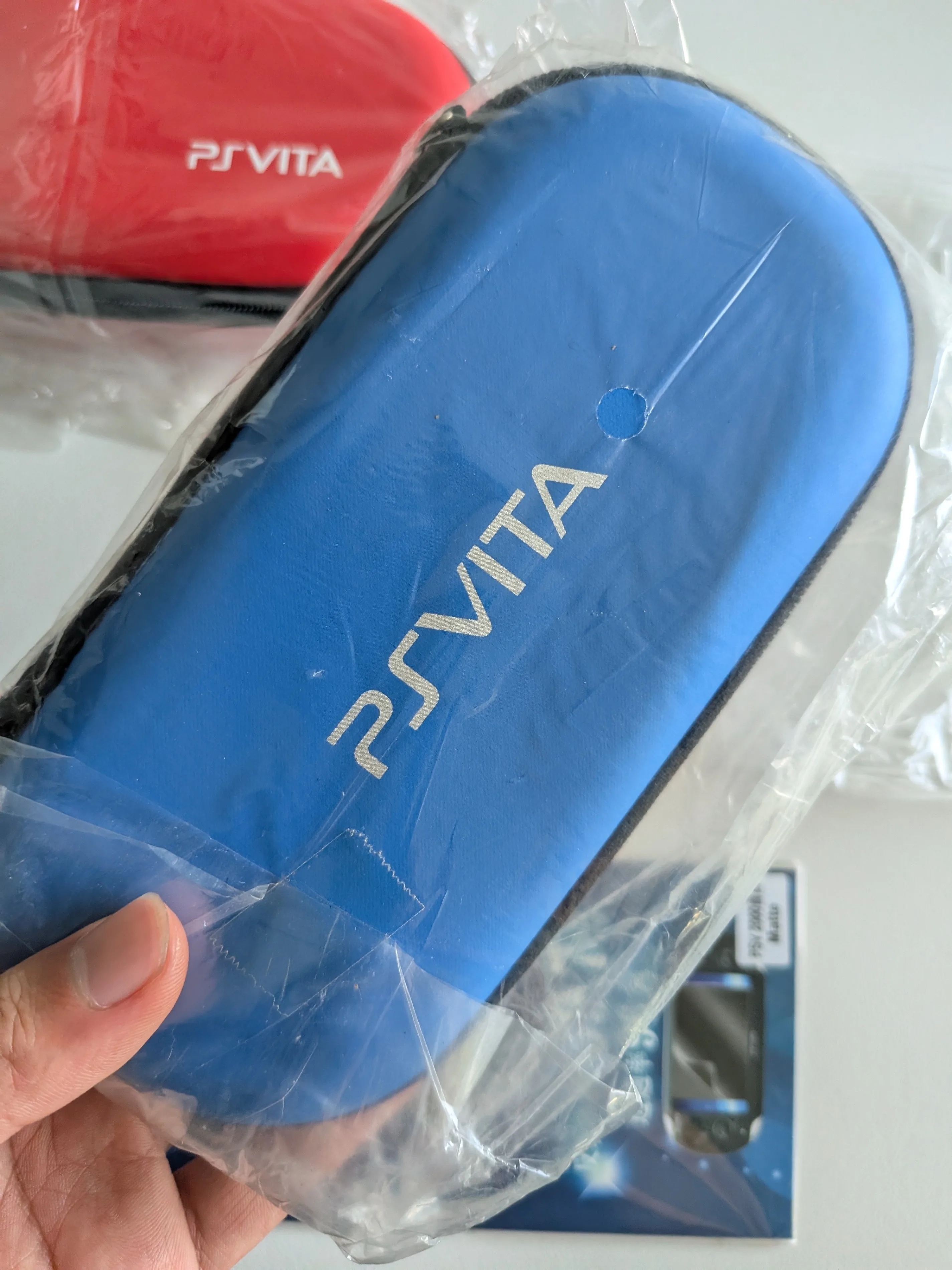 Sony PS Vita Accessories image indicator(2)