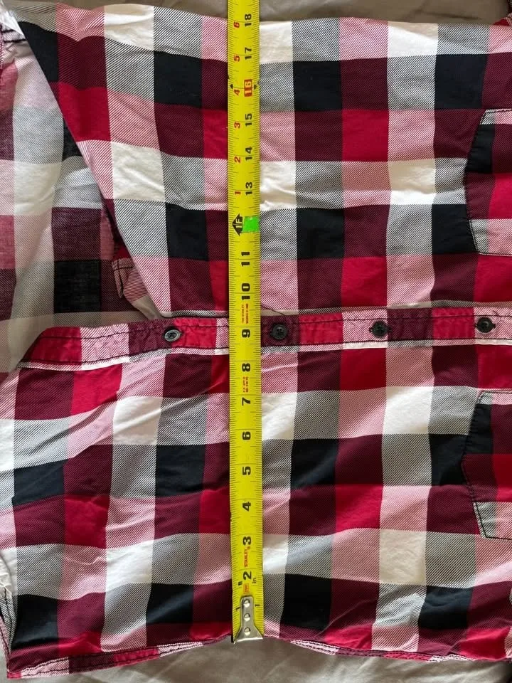 Men’s Urban Planet Plaid Shirts Medium 1 for $7, 2 for $10 image indicator(4)