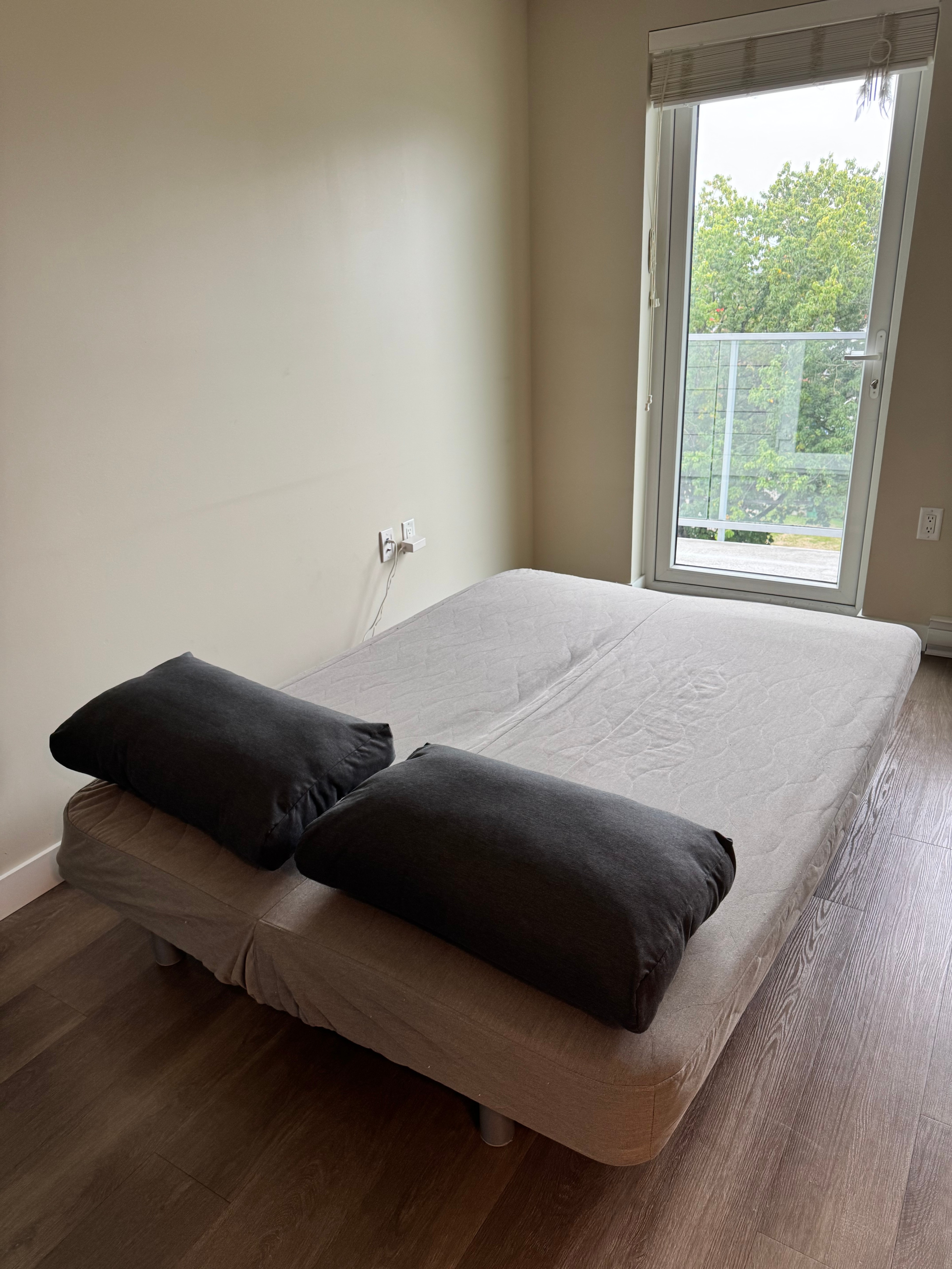 Greay ikea NYHAMN sofabed (can be used as both sofa & bed) - photo 2