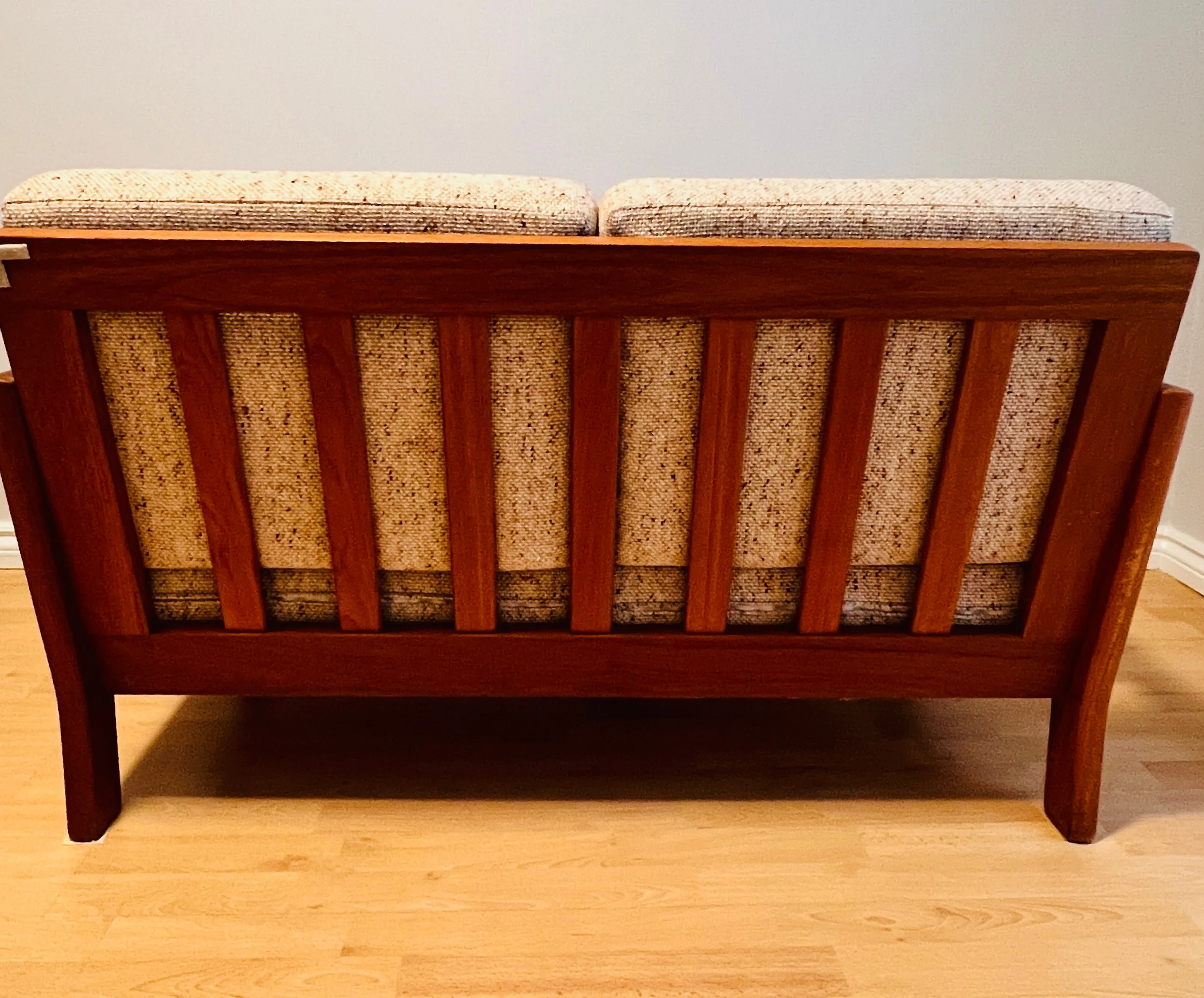 Solid Wood Vintage Sofa Set (3 Pieces) image indicator(6)