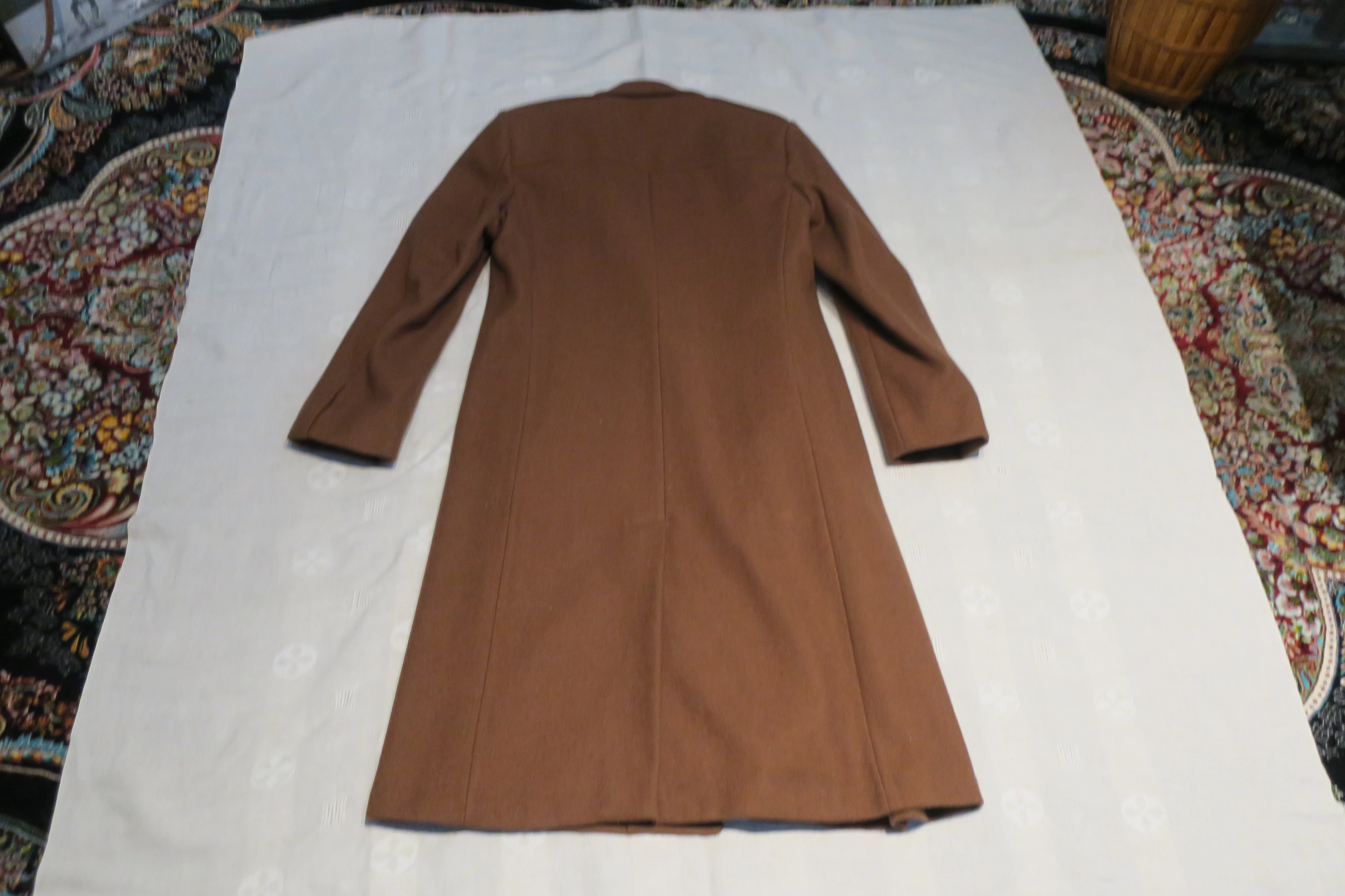 KAID Men's Long Coat Like NEW Condition!! image indicator(7)