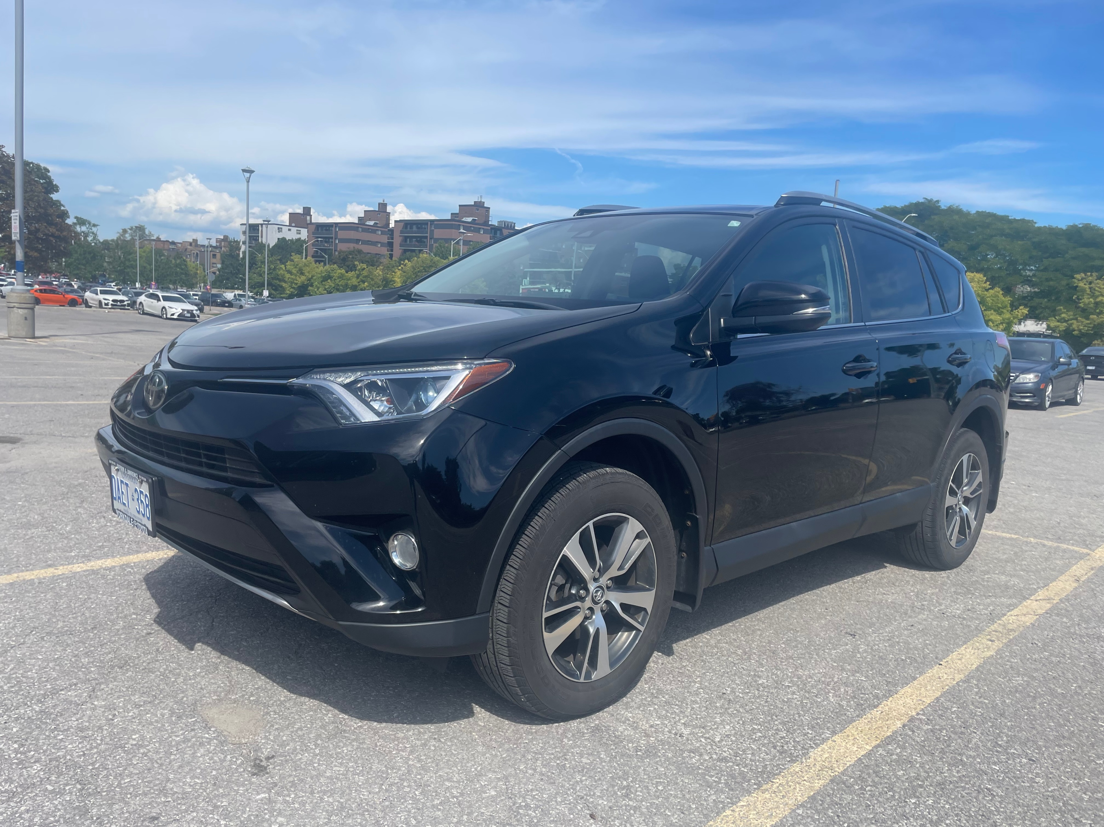 2018 TOYOTA RAV4 XLE 4DR AWD - photo 3