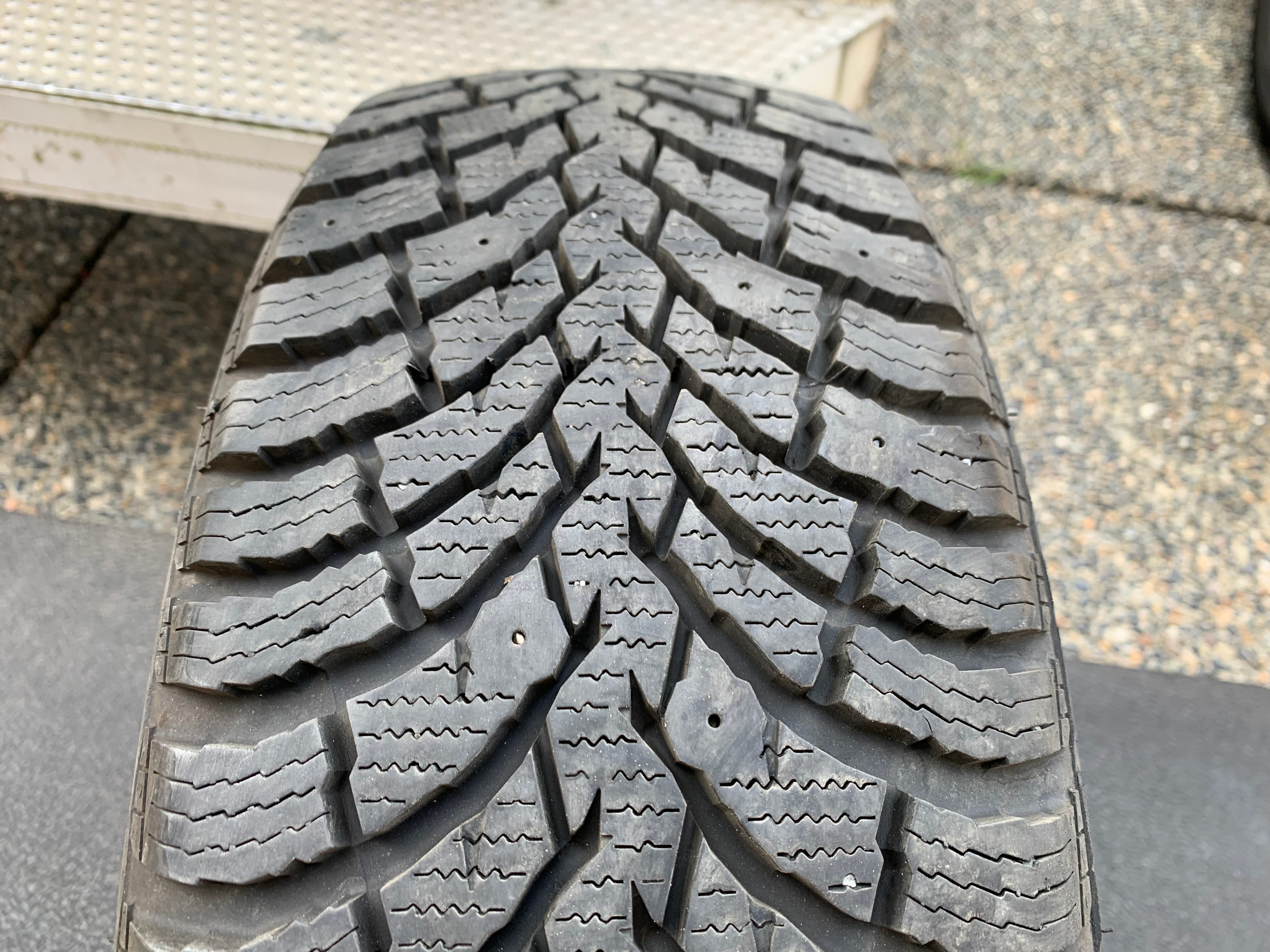 1 X single 185/60/15 M+S RoadX RX Frost FX11 tread like new - photo 3