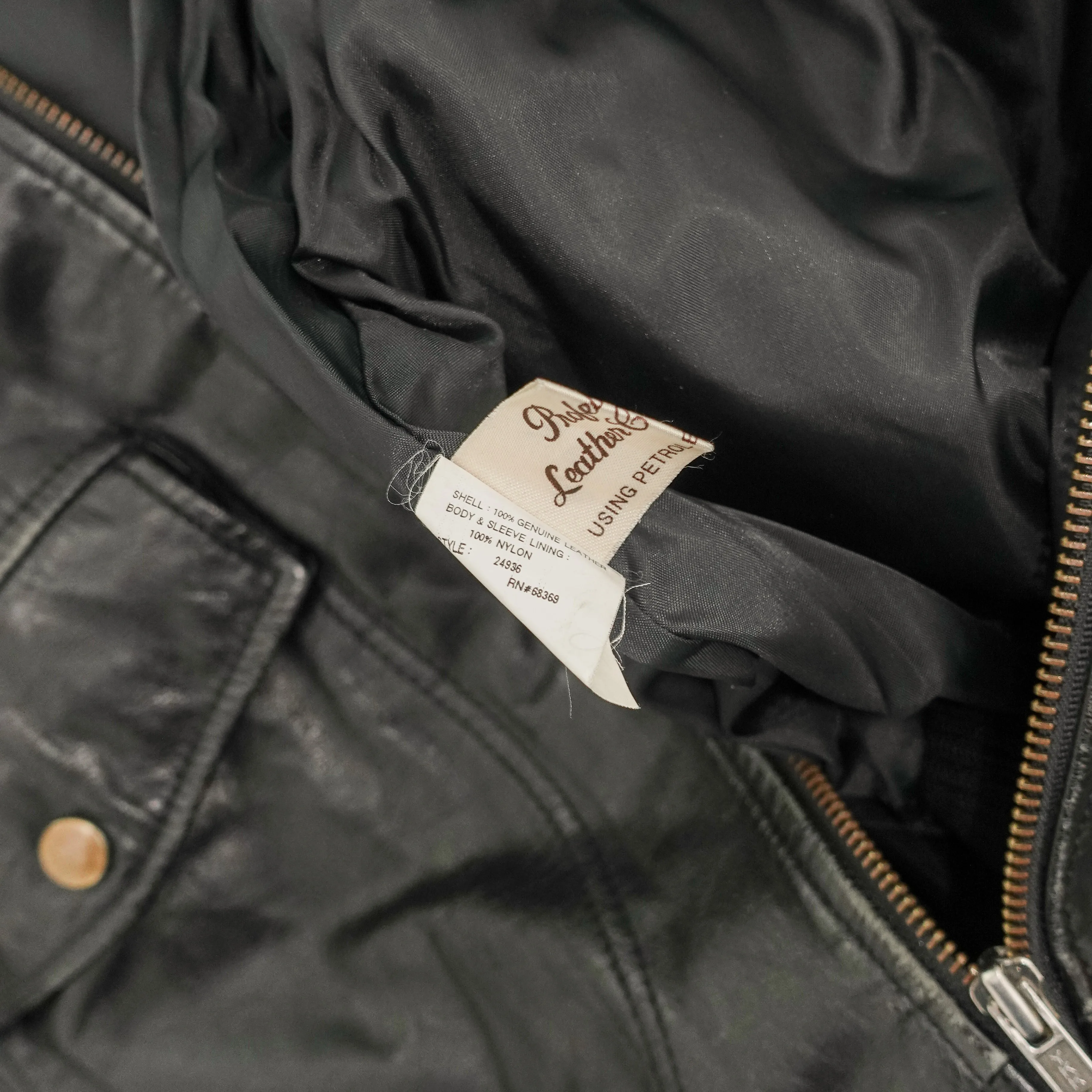 Vintage 70s Classic Leather Jacket - Small image indicator(4)