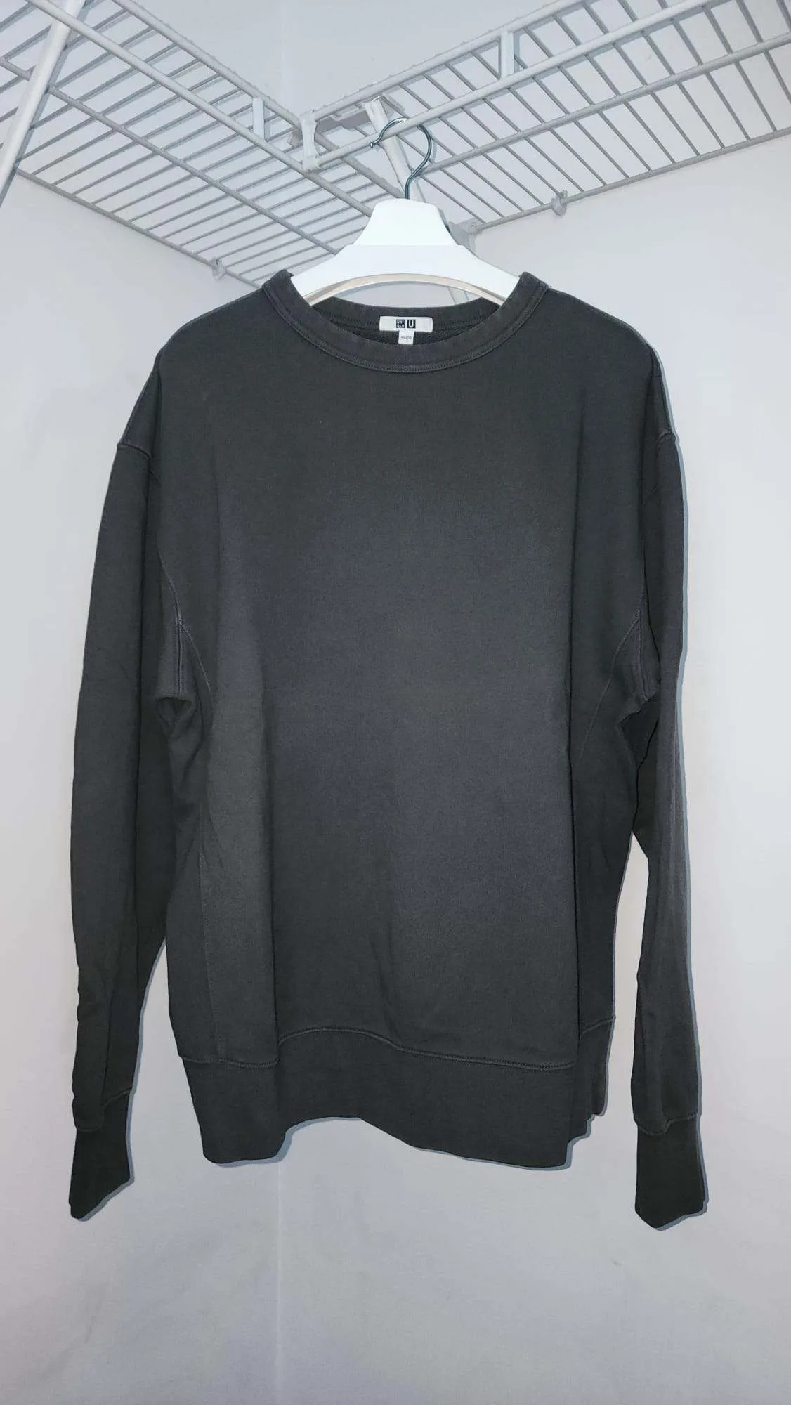 Uniqlo - Sweatshirt - Size XL (sizing in description) thumbnail