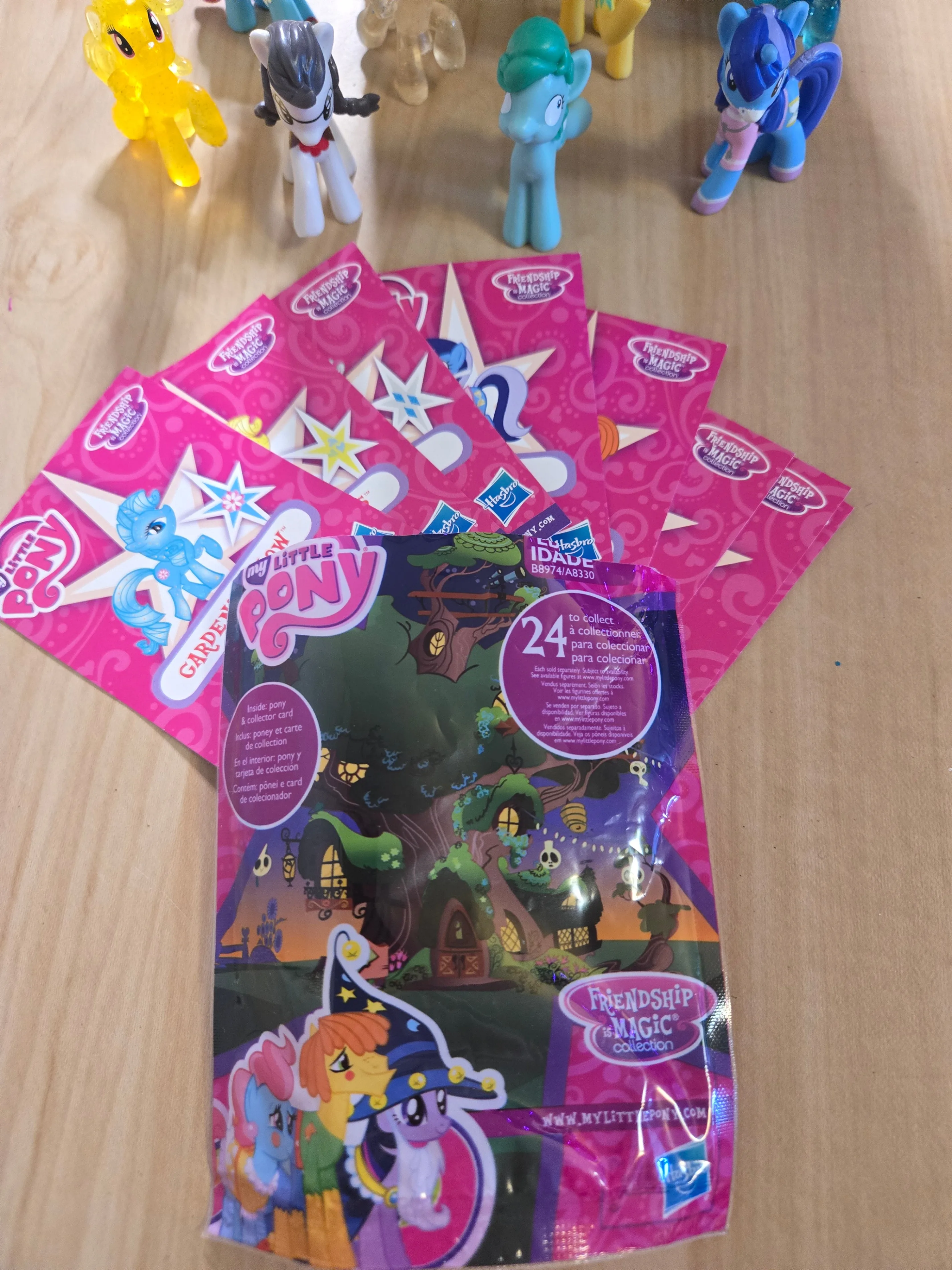 My Little Pony: Wave 18 Ponies with Cards (incomplete) image indicator(2)