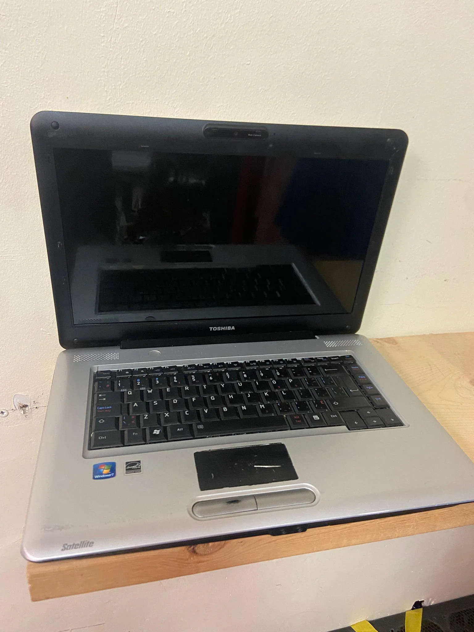 TOSHIBA thumbnail