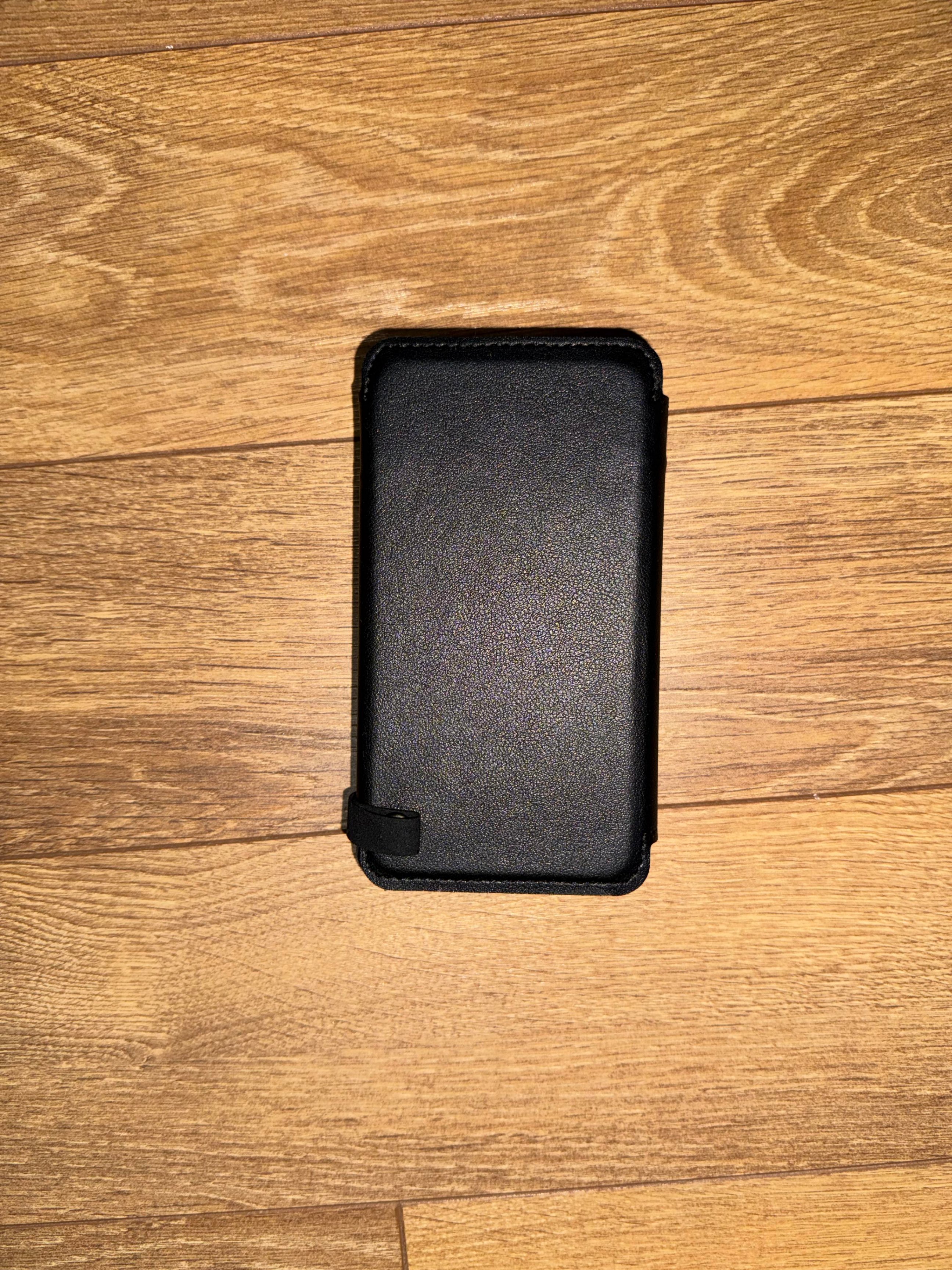 FEELLE Solar Charger Power Bank - photo 4