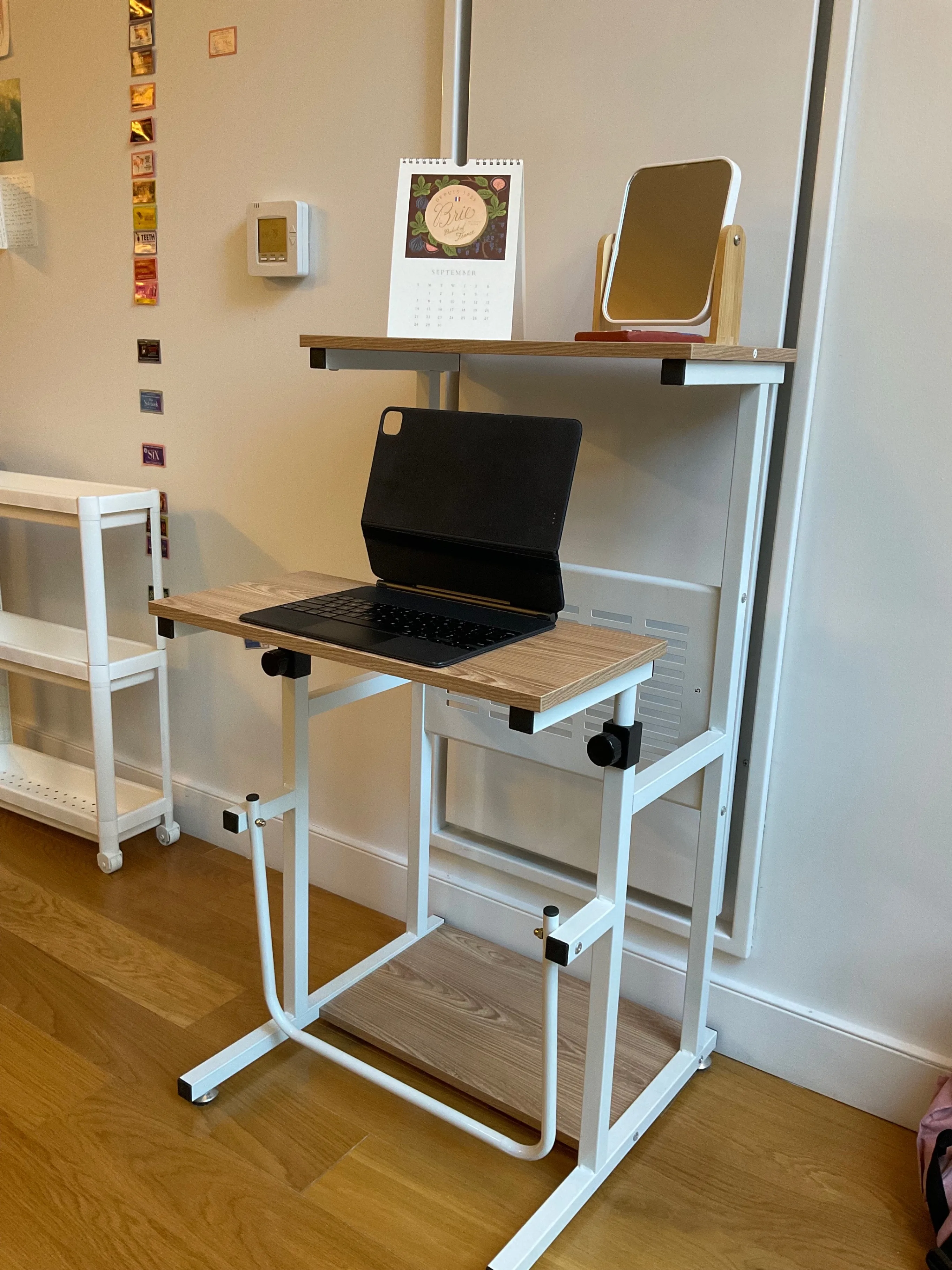 Costway Height Adjustable Standing Desk Podium Table image indicator(3)