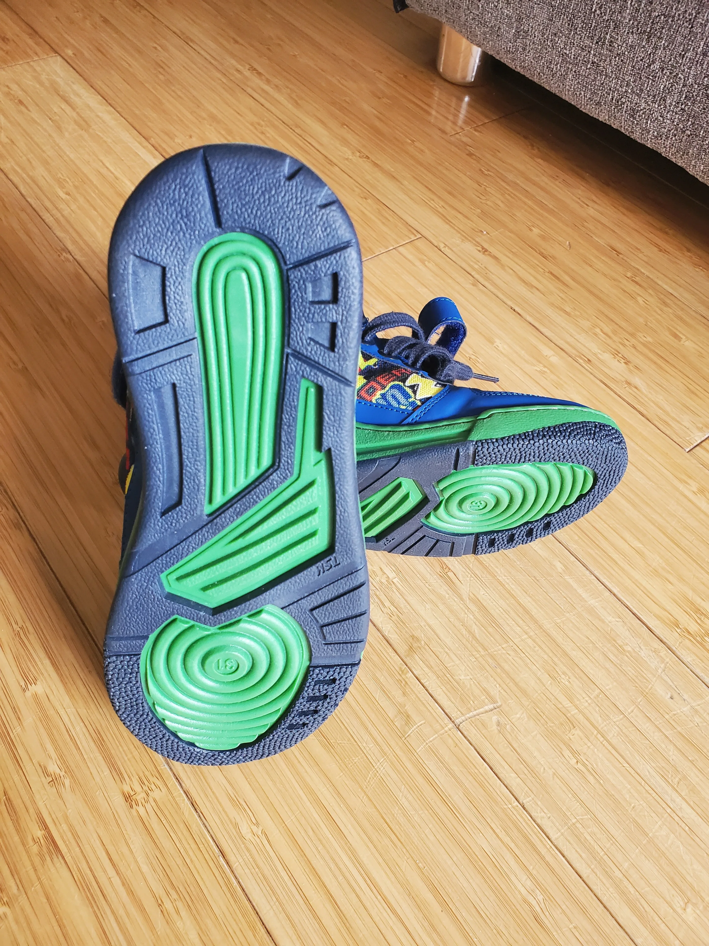 NWOT Size 13 (31) Stella McCartney Graphic High Tops image indicator(3)