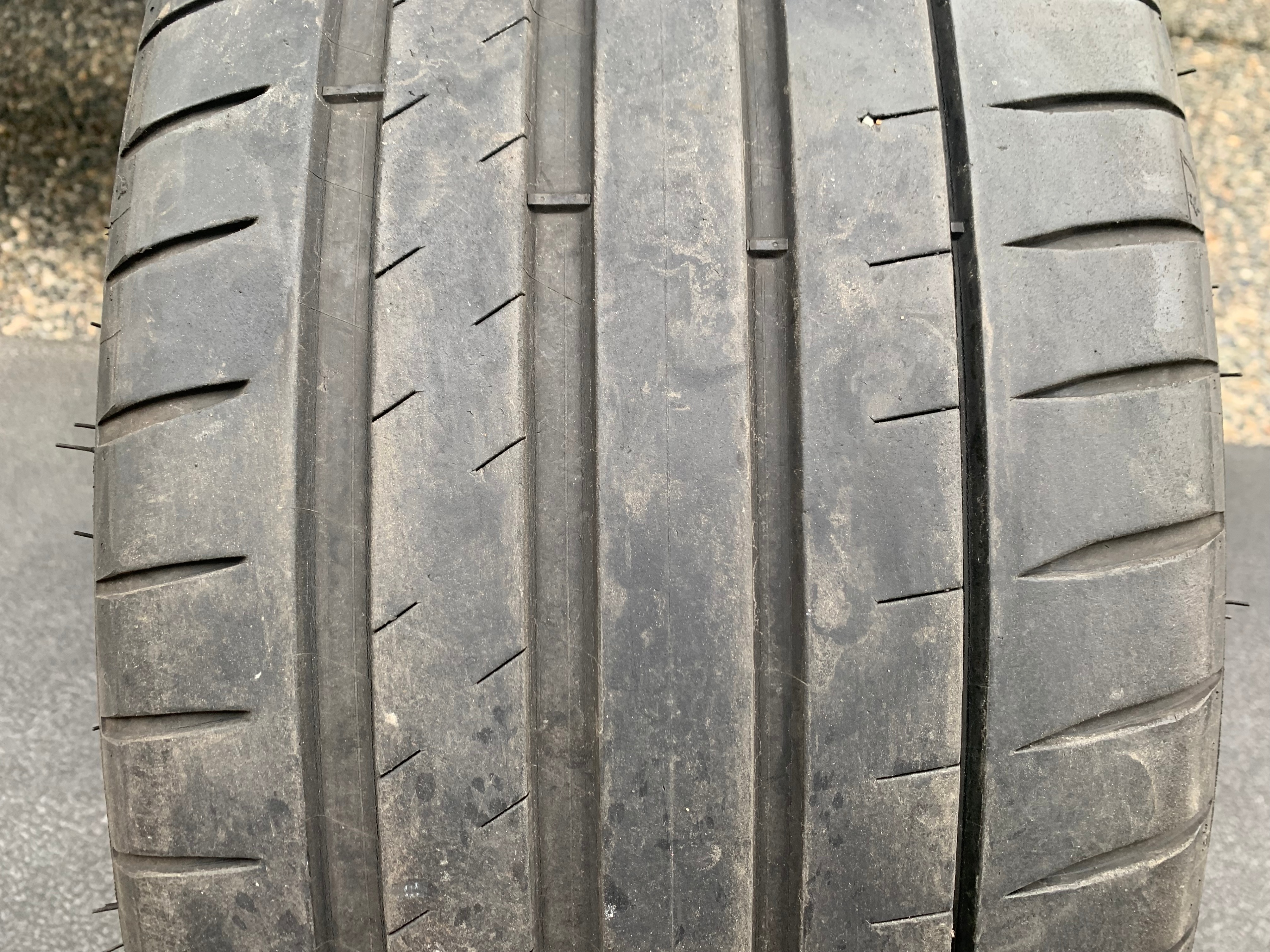 1 X single 245/40/19 Michelin Pilot Sport 4S MO1 with 65% tread - photo 2