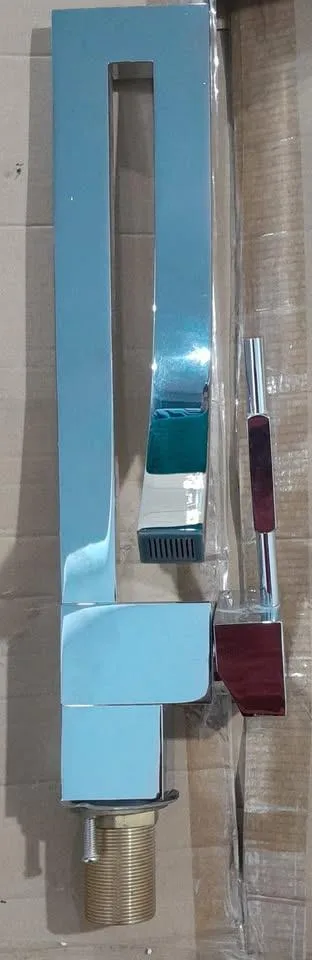 Bathroom Faucet Single Handle Chrome Polished B-100C Gabriella thumbnail