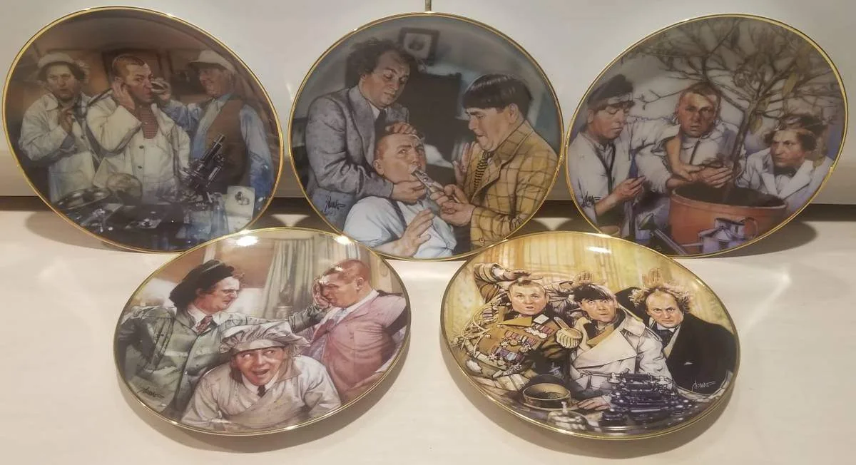 Franklin Mint Three Stooges Collector Plates – Set of 5 thumbnail