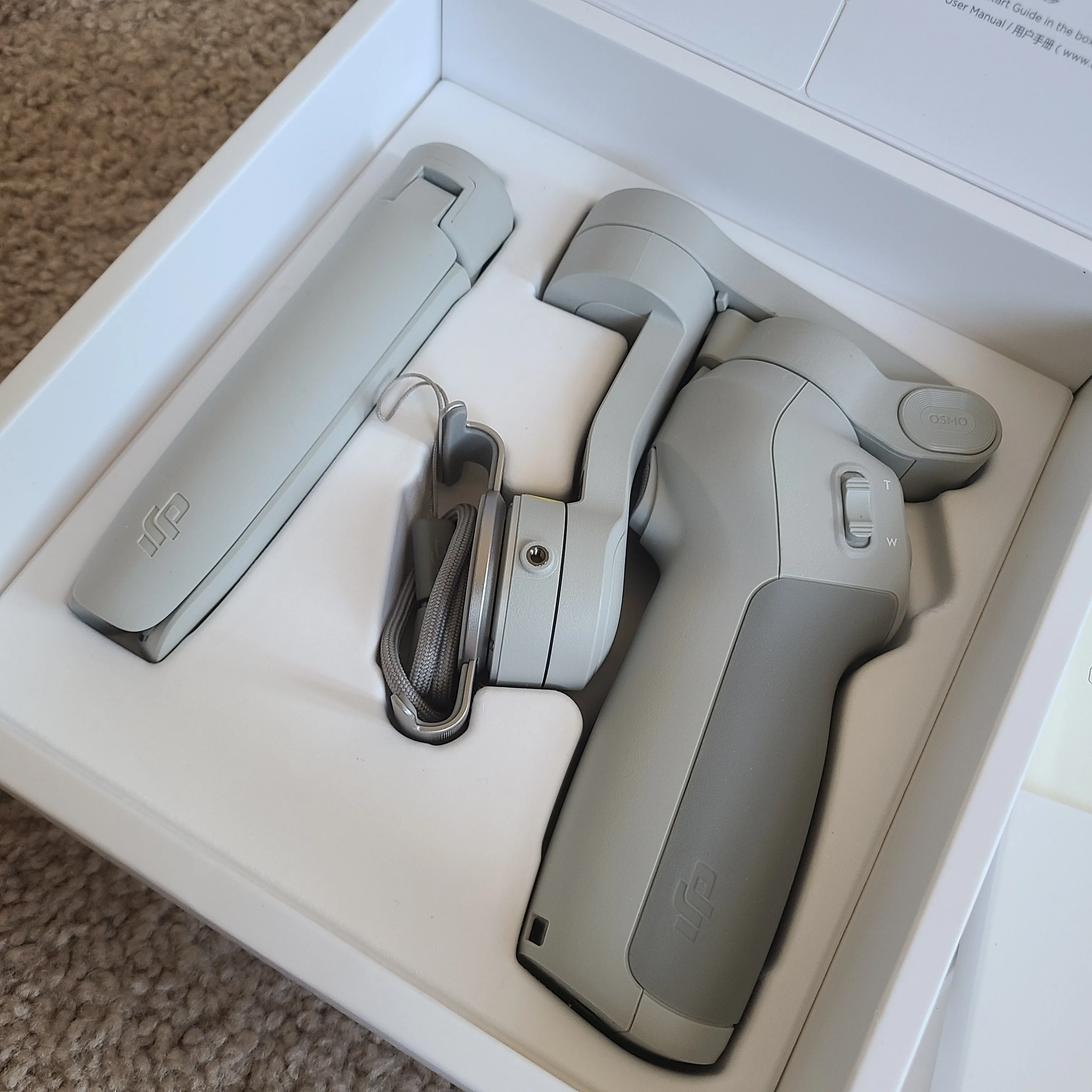 DJI Osmo Mobile 4 Gimbal & Action Camera Adapter image indicator(3)