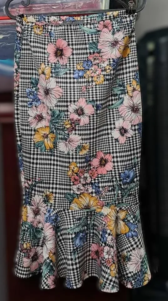 New High Waist Fishtail Pencil-Cut Skirt Made in Canada🥕 thumbnail