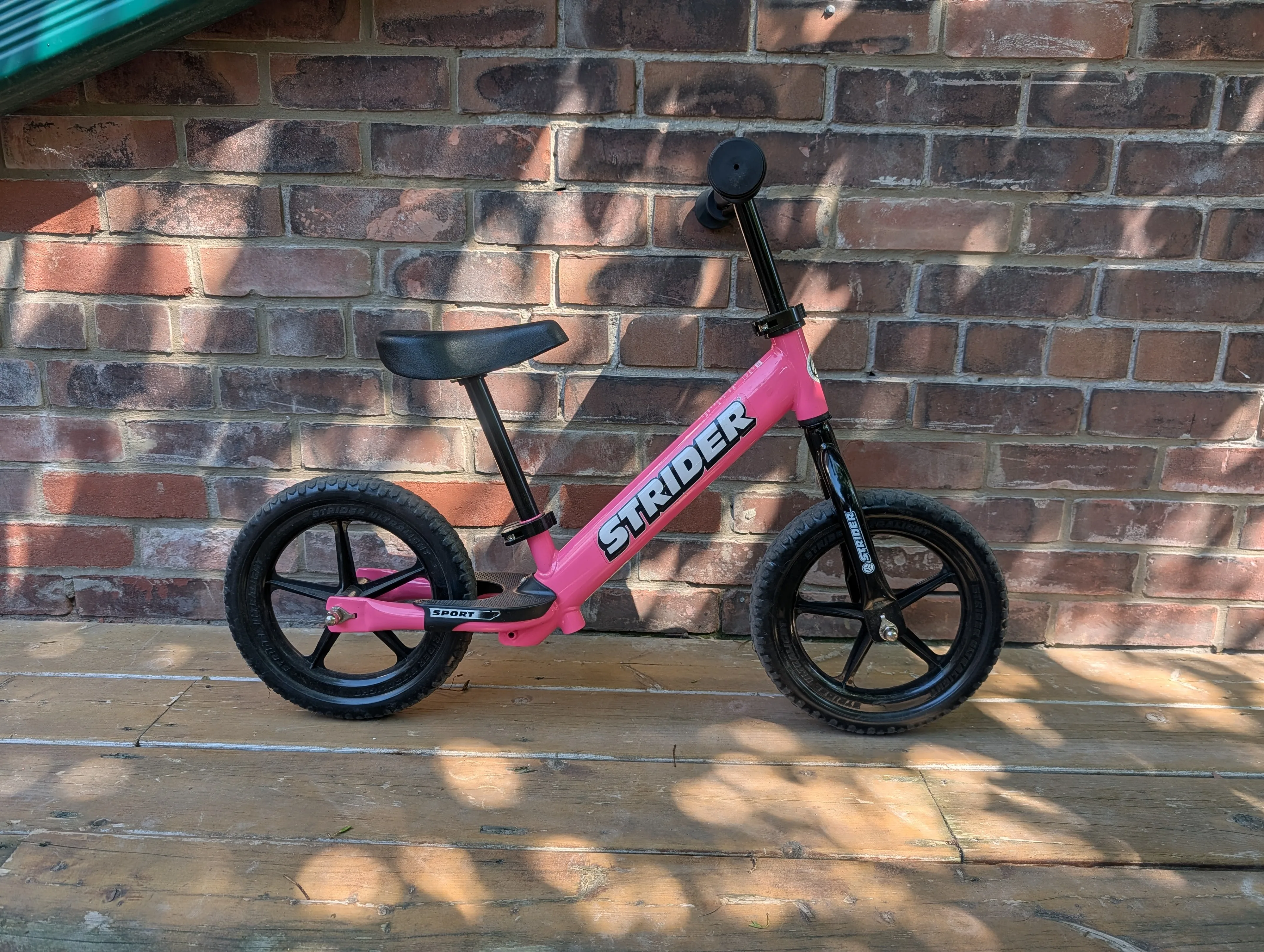 Strider Pedal Bike (Pink)