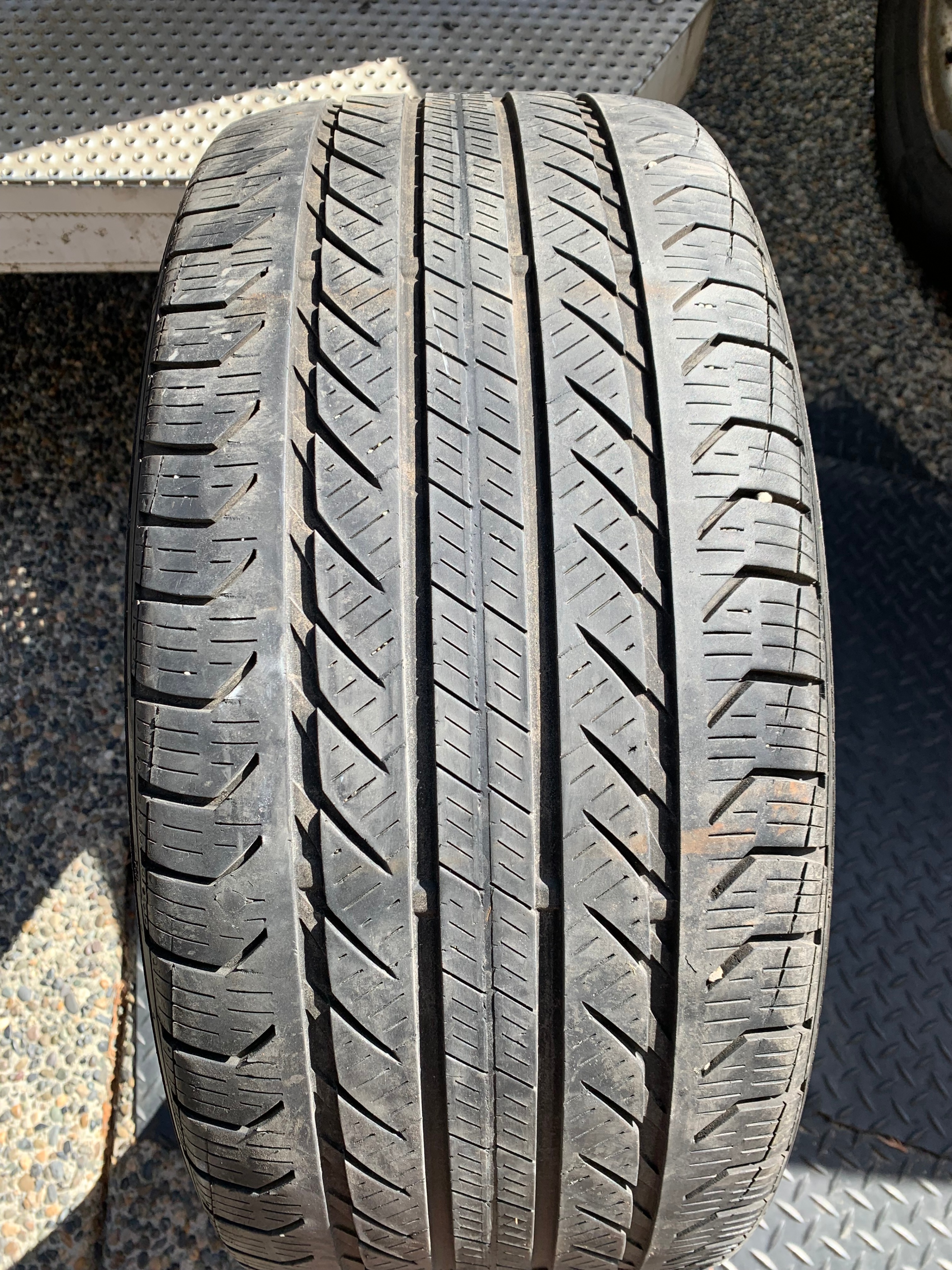 1 X single 245/40/18 Continental pro contact GX SSR 50% tread