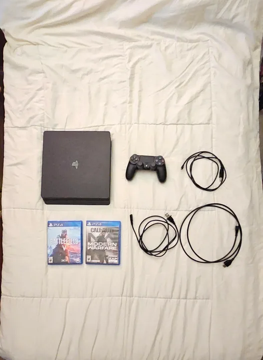 (Like New) PS4 Slim 1TB Console + Controller + MW19 + BFV image indicator(2)