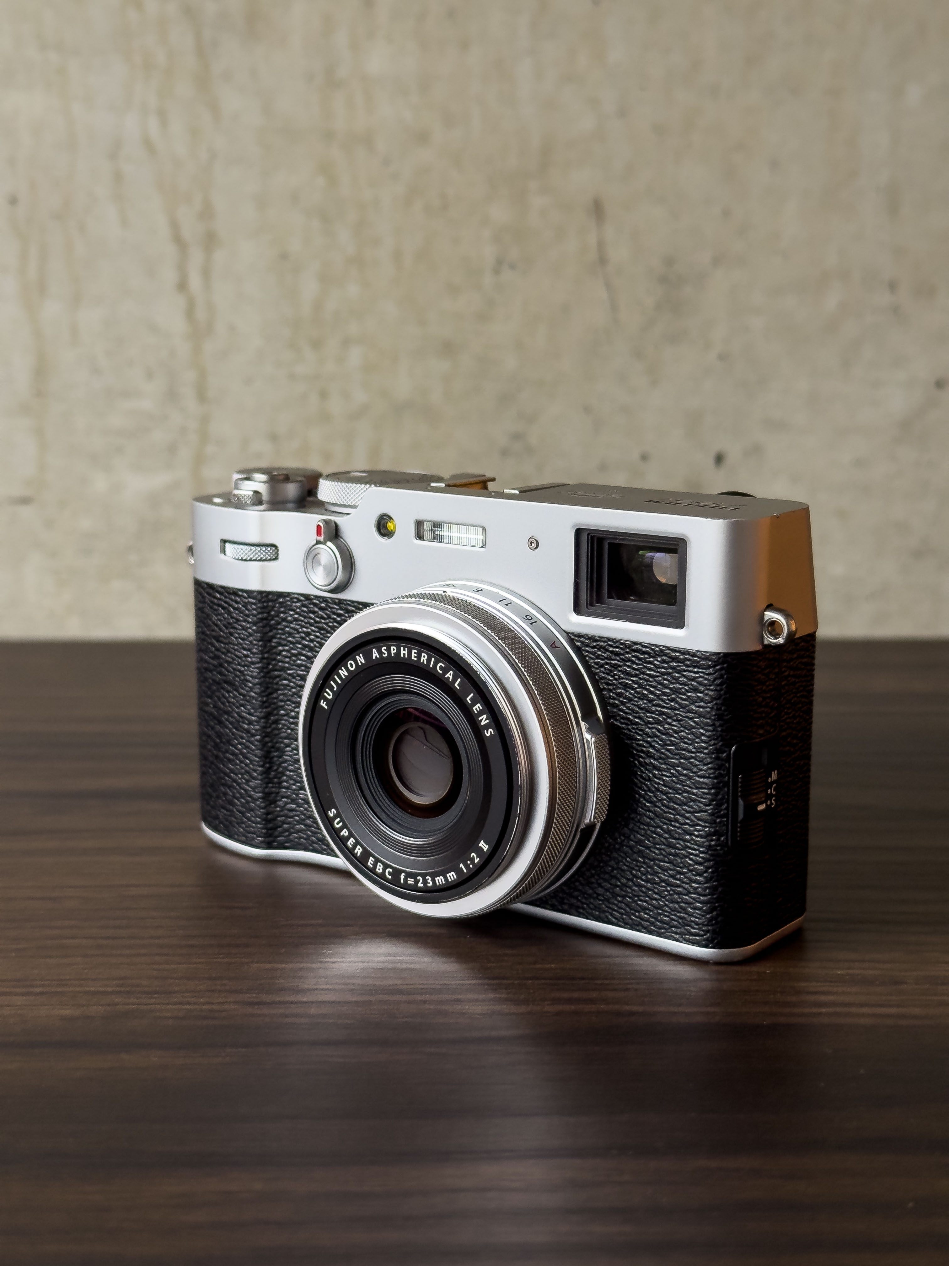 Fuji X100V, Silver, Lens Hood, Waterproof Kit, Thumb Grip, etc. - photo 3