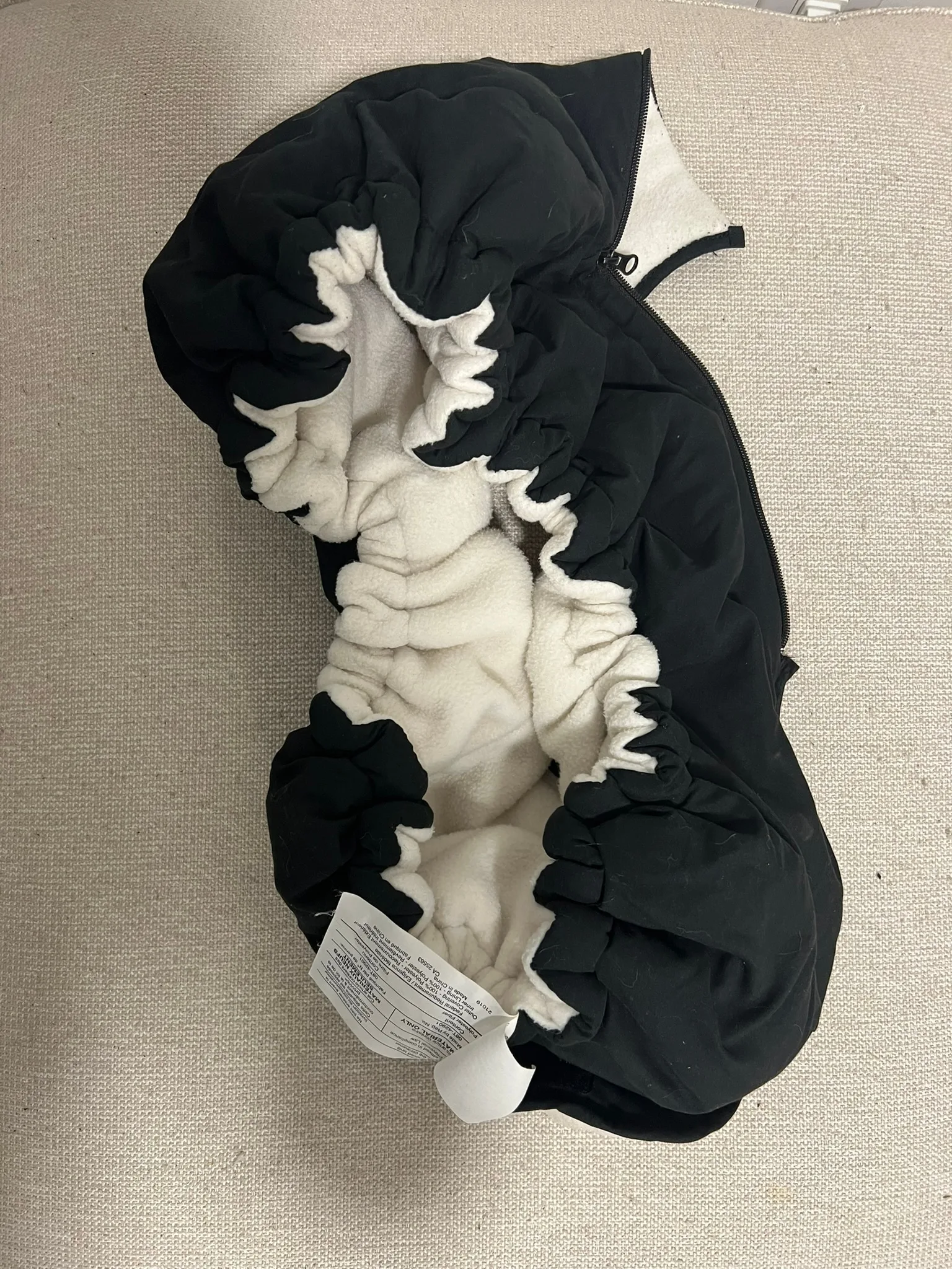 Baby Carseat Cover Jolly Jumper Arctic Sneak-A-Peek - Black image indicator(8)