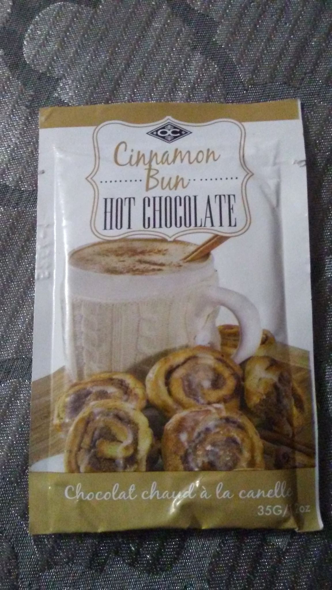 Cinnamon Bun Single Package Hot Chocolate