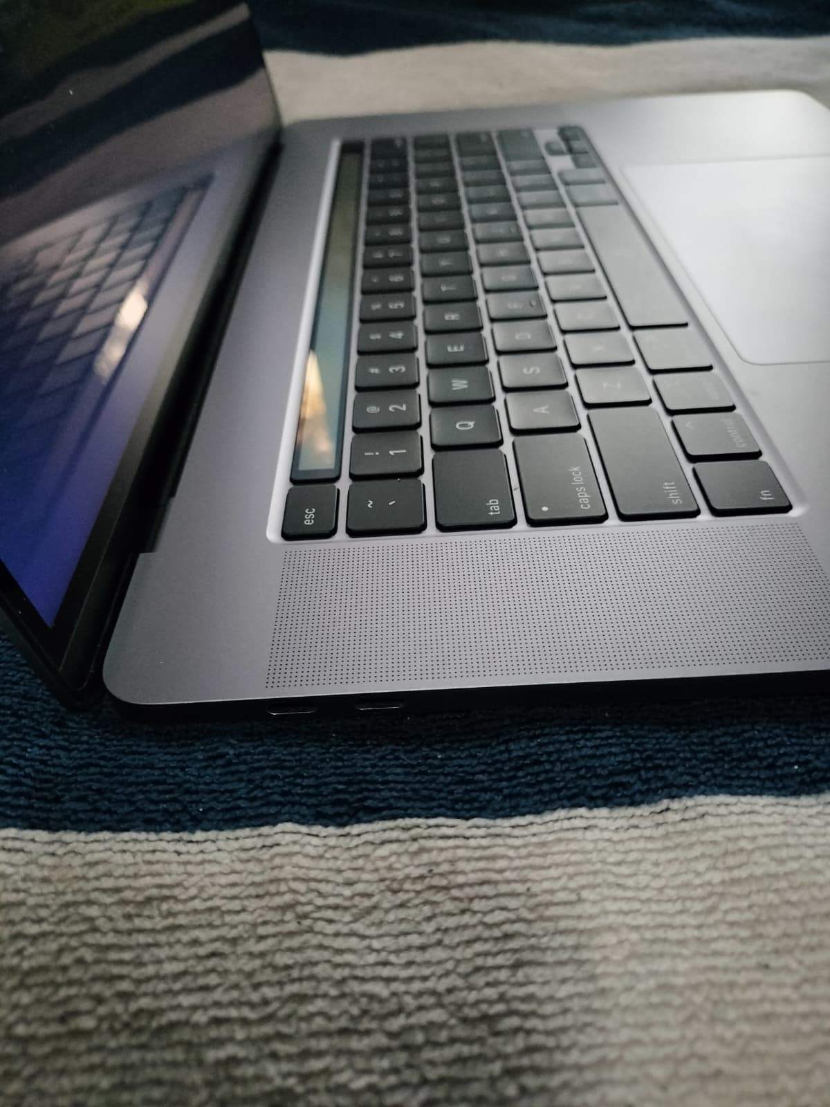 MacBook Pro (16-inch, 2019), Perfect condition - photo 5
