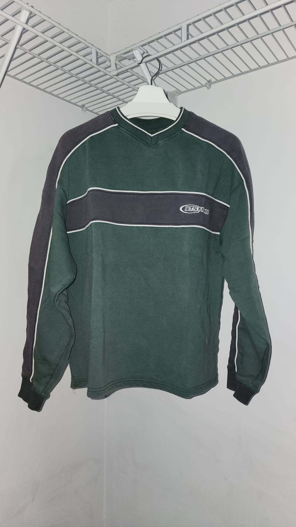 iets Frans... - Sweatshirt - Size S (sizing in description)