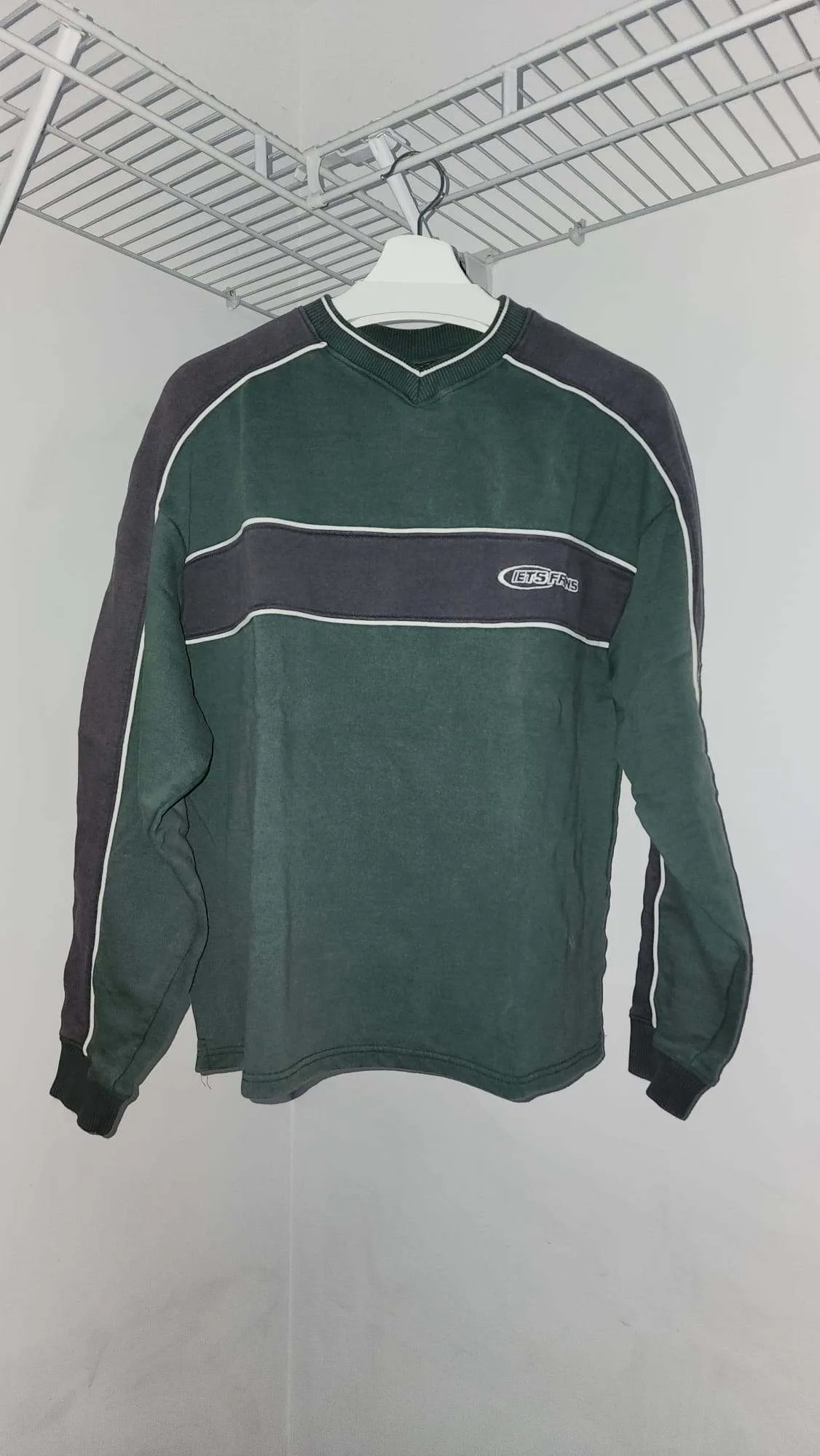 iets Frans... - Sweatshirt - Size S (sizing in description) thumbnail