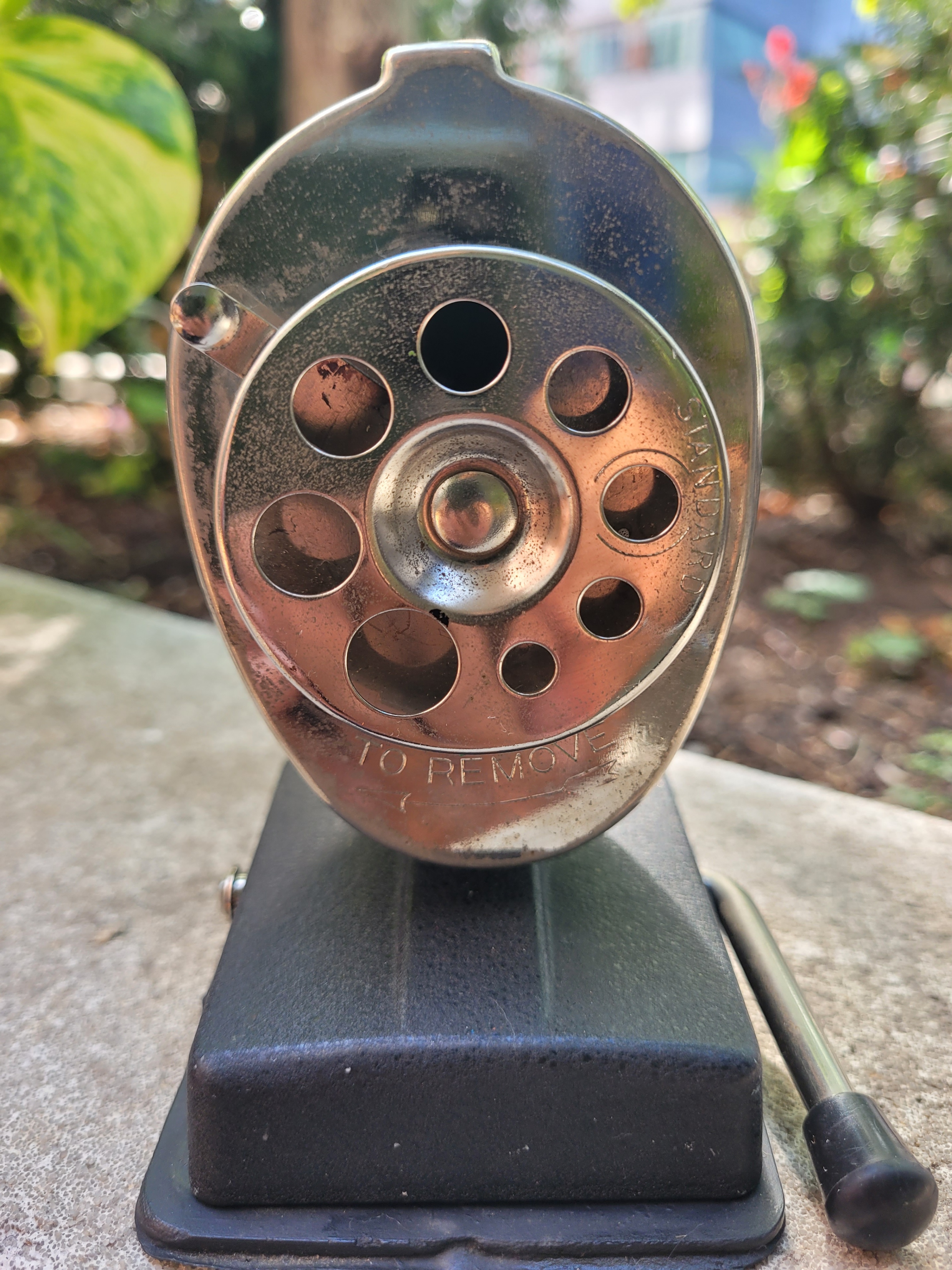 Vintage Boston 8 Hole Pencil Sharpener Vacuum Mount - photo 5