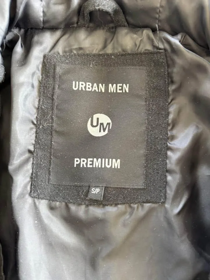 Urban Outfitters Men’s Jacket image indicator(2)