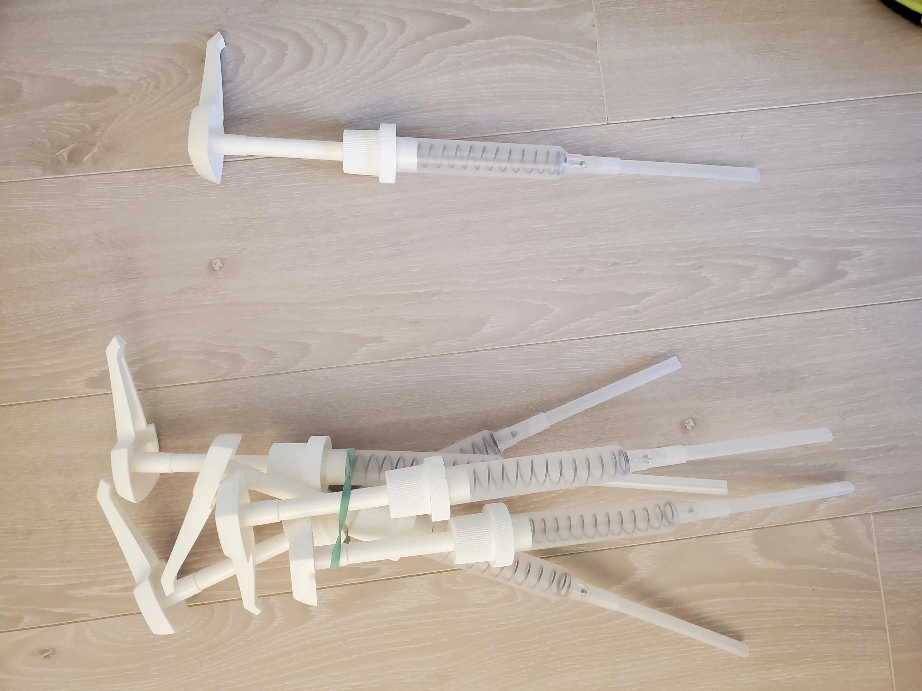 4L Pump dispenser De38-400 White Lotion Pump for 4 Litre Jugs thumbnail