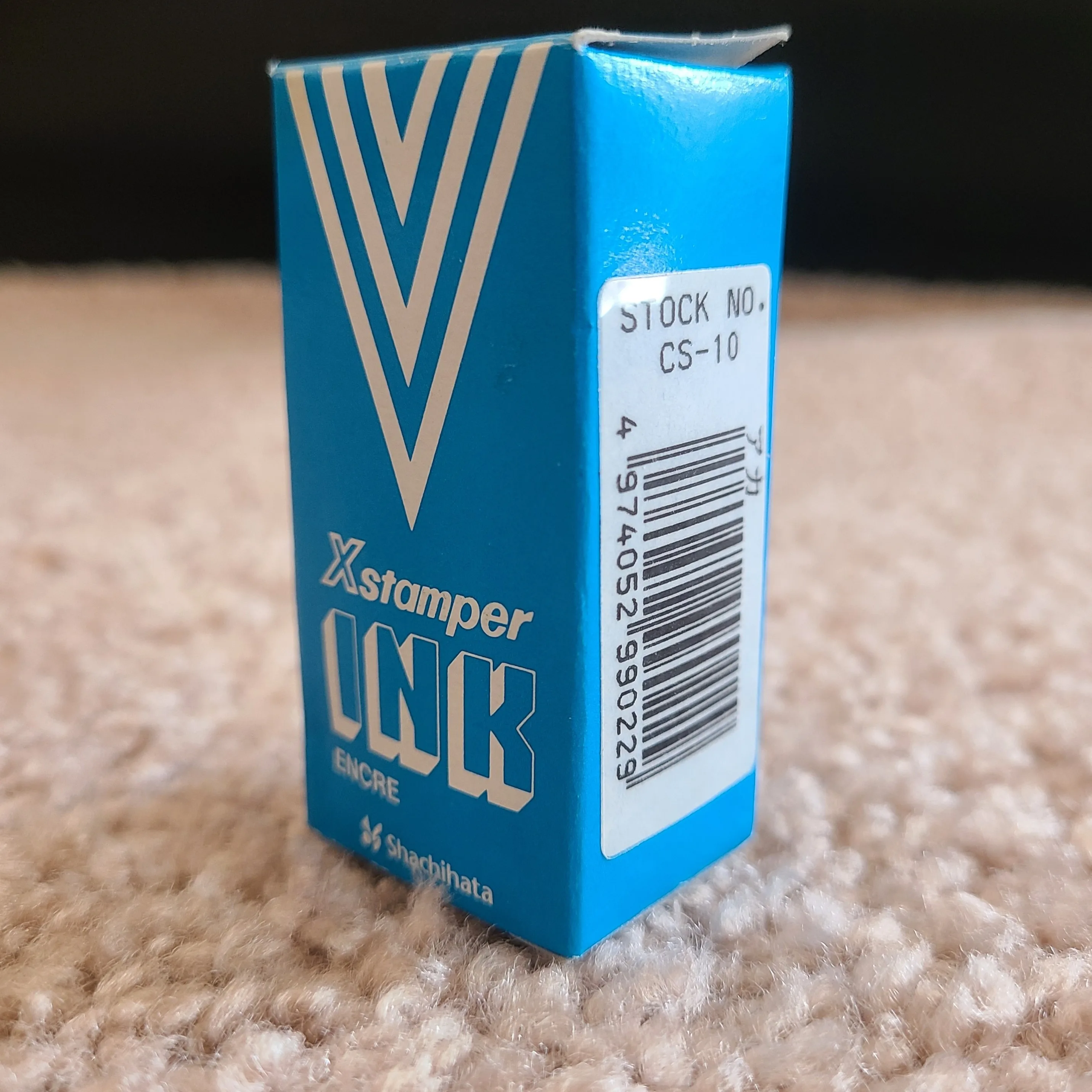 Shachihata Xstamper pre-inked stamp and original refill ink image indicator(9)