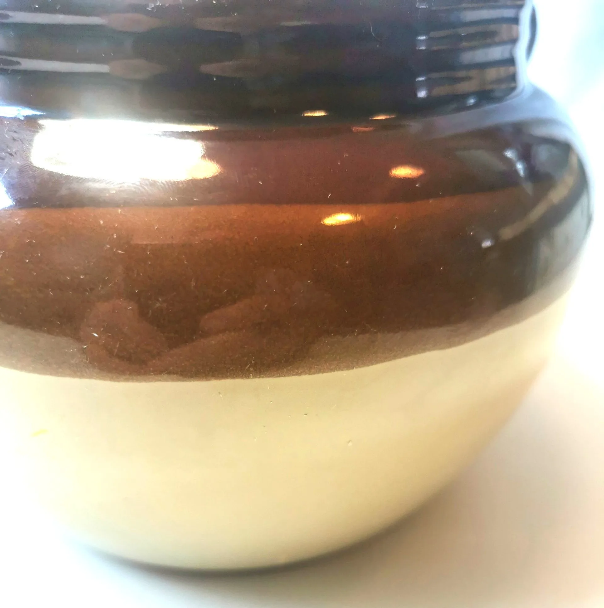 Crock Stoneware Bean Pot Vintage Double Handle Made in Taiwan image indicator(8)