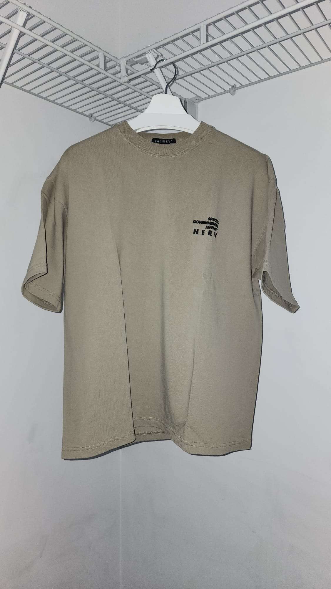 RADIO EVA - T-Shirt - Size L (sizing in description)