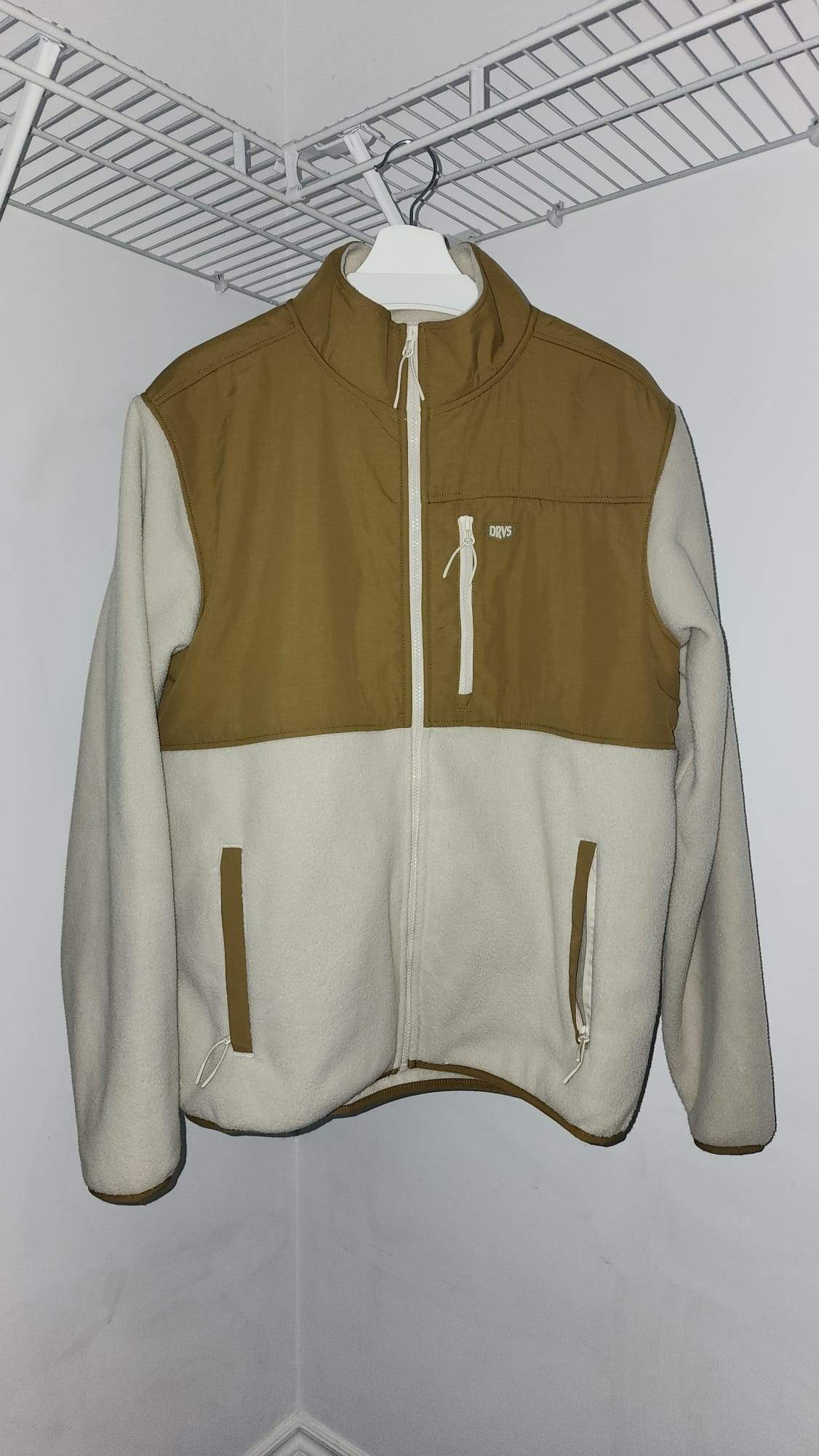 Dravus - Fleece Jacket - Size L (sizing in description)