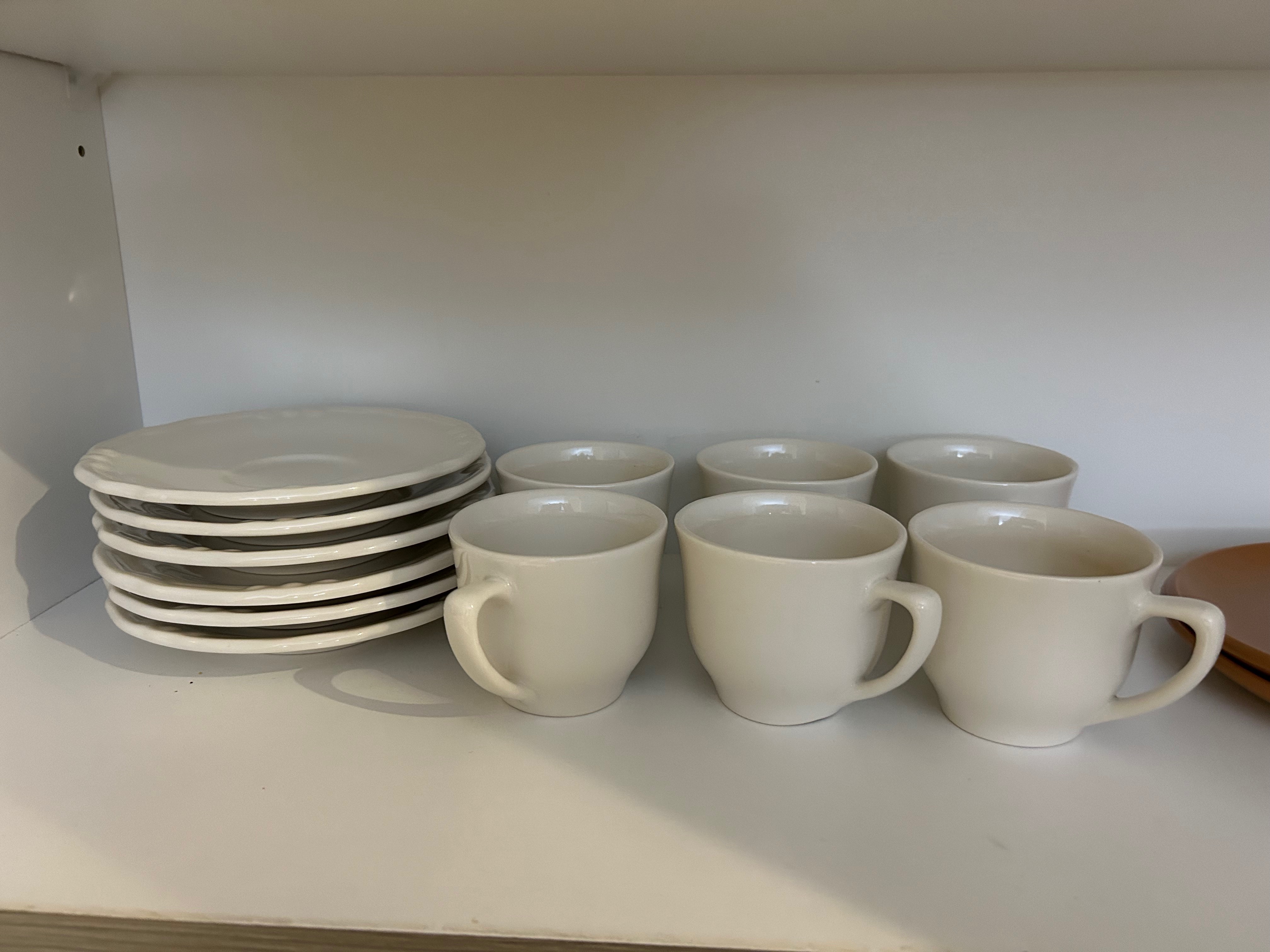 Move-out Sale (Kitchen items)
