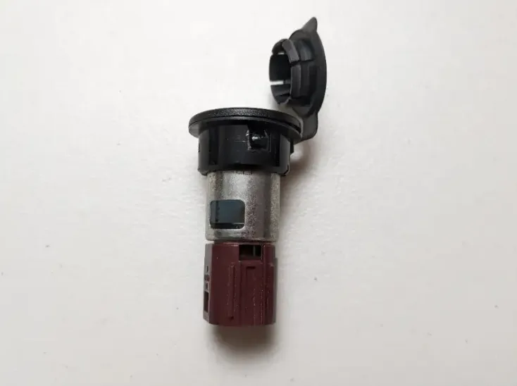 Car cigarette lighter socket for free (READ AD) thumbnail