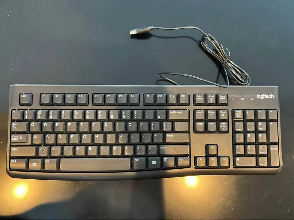 Logitech Keyboard thumbnail