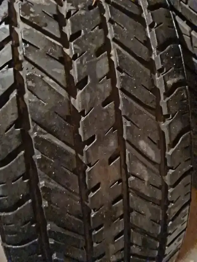 Like New 1 Firestone Tire Size P 235 70 R15 *REAL DEAL*