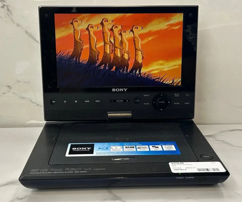Sony BDPSX910 Sony Portable Blu-Ray Player thumbnail